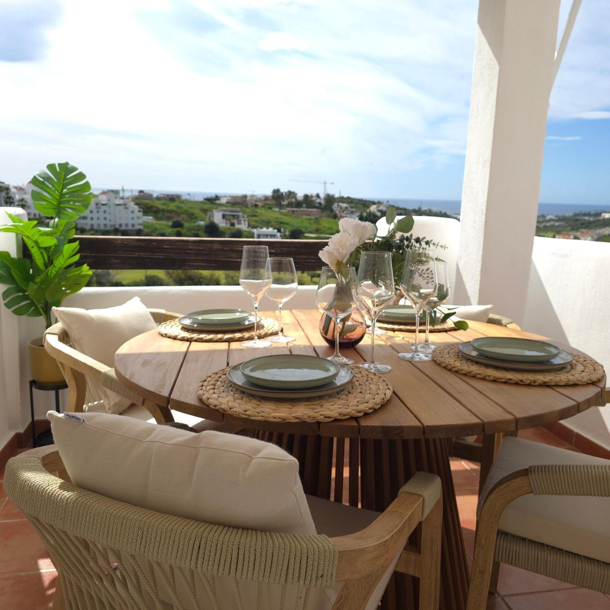 Superior Golf And Holliday Penthouse In Costa Del Sol Apartment