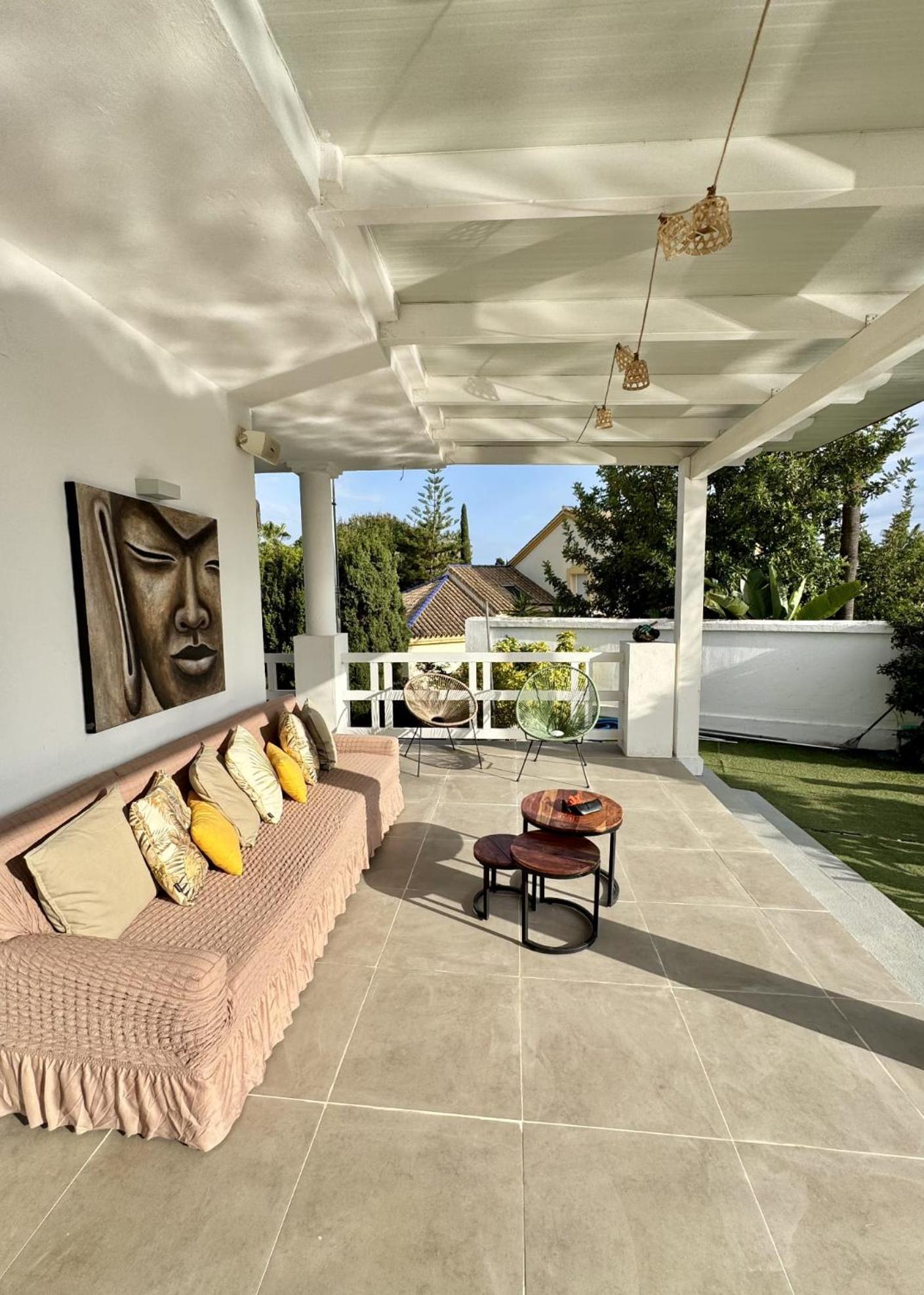 Atalaya: Luxury Marbella Retreat Near Golf And * Estepona