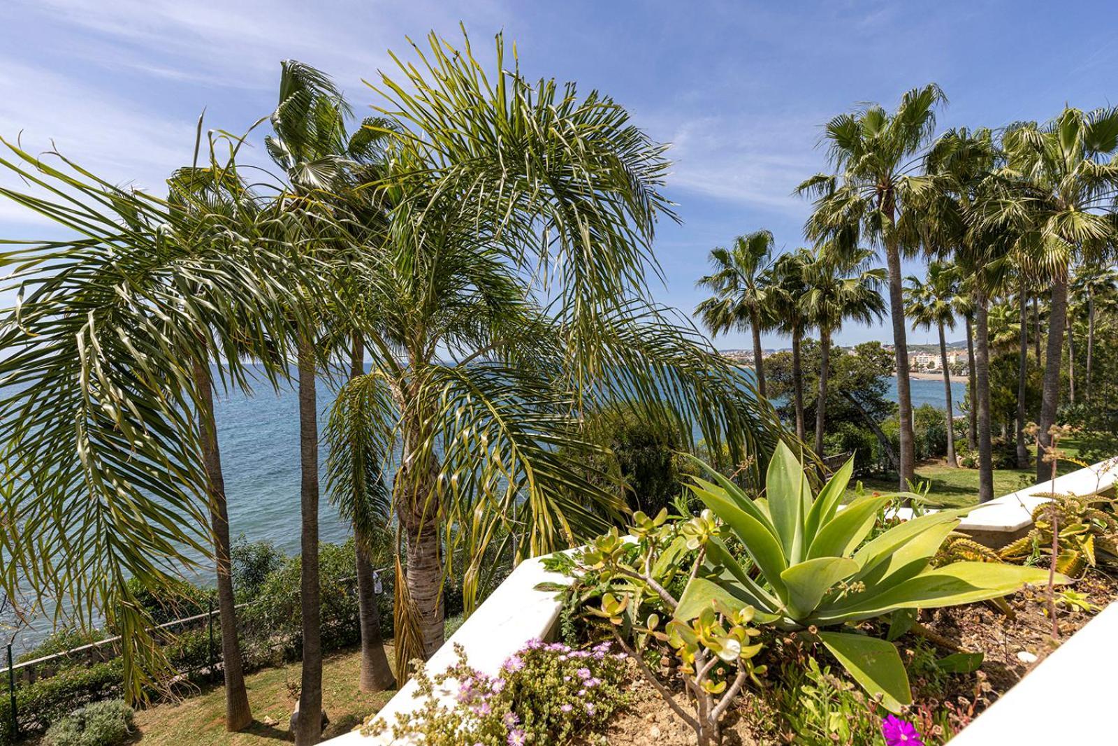 El Paseo - Gerenoveerd Met Zeezicht * Estepona