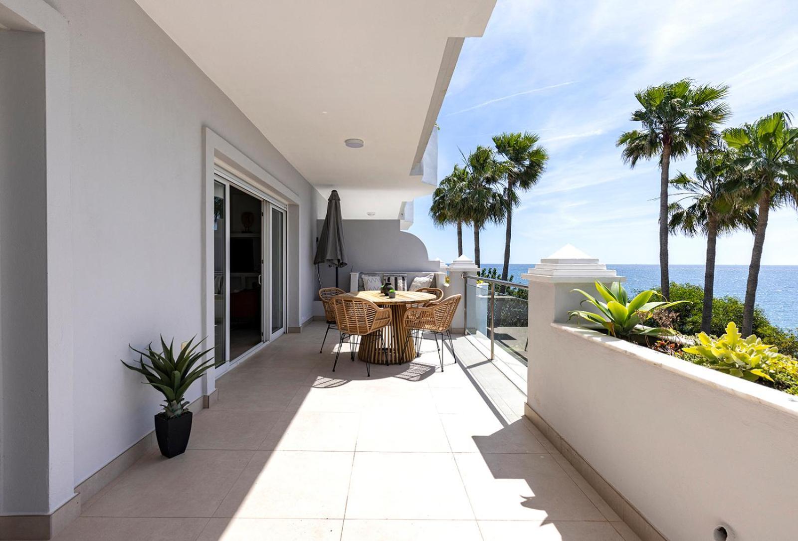 El Paseo - Gerenoveerd Met Zeezicht Estepona