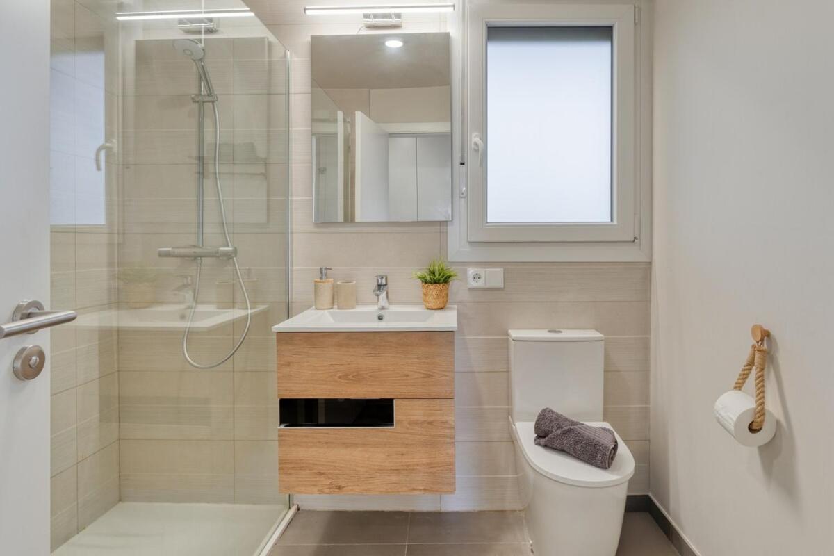 Modern With Terrace Apartment Estepona