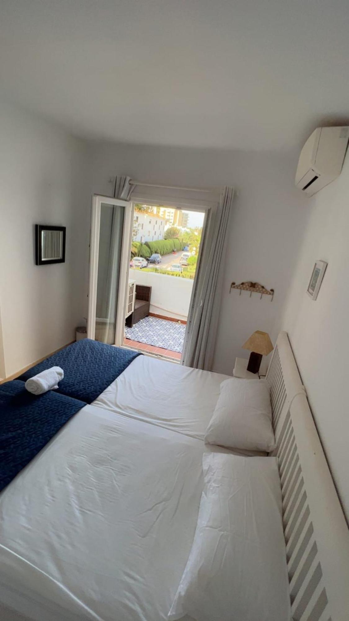 Holiday home Traditional Town House With Large Pool *