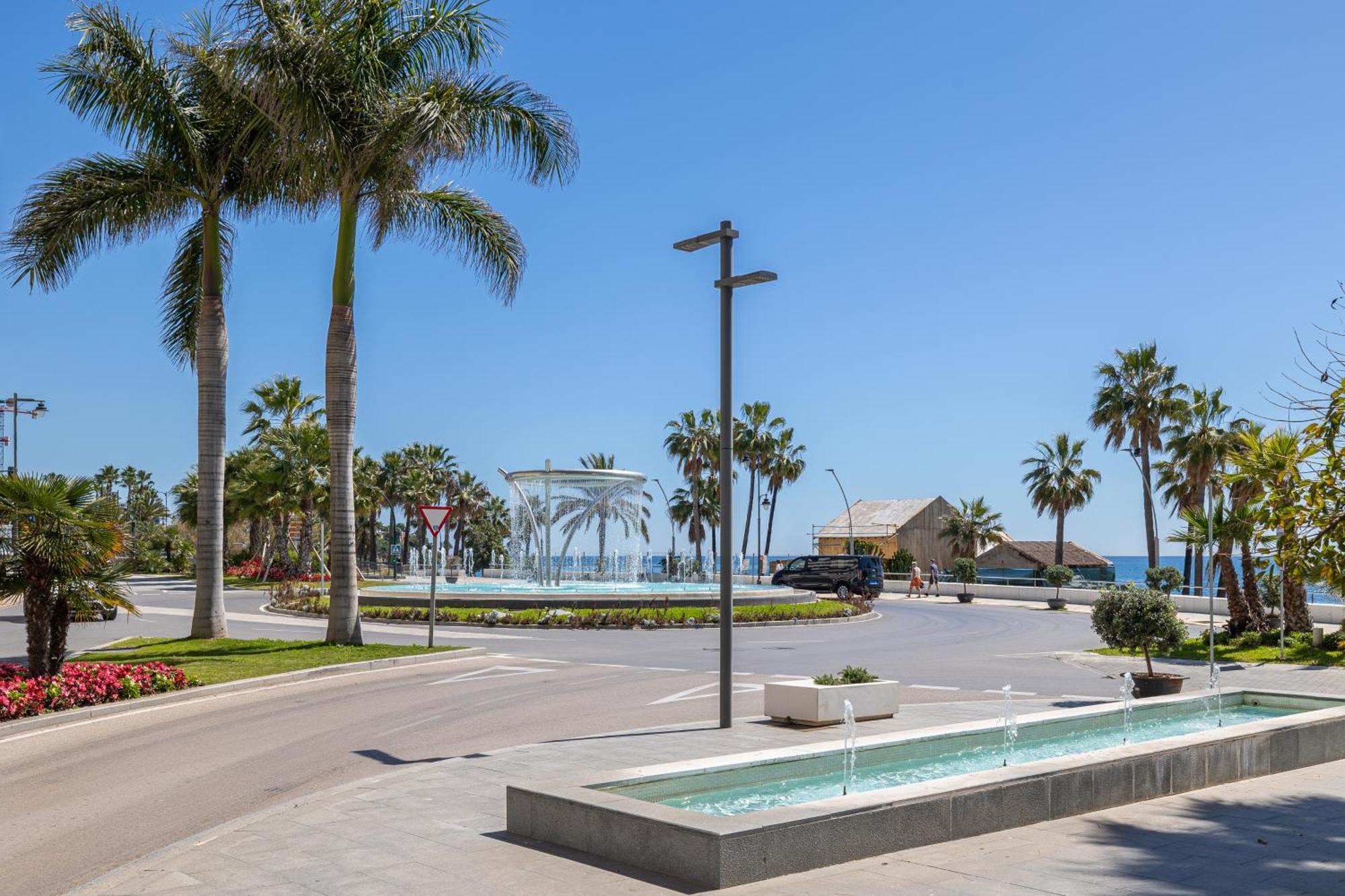 And Apartment, 100mts From The Apartamento Estepona