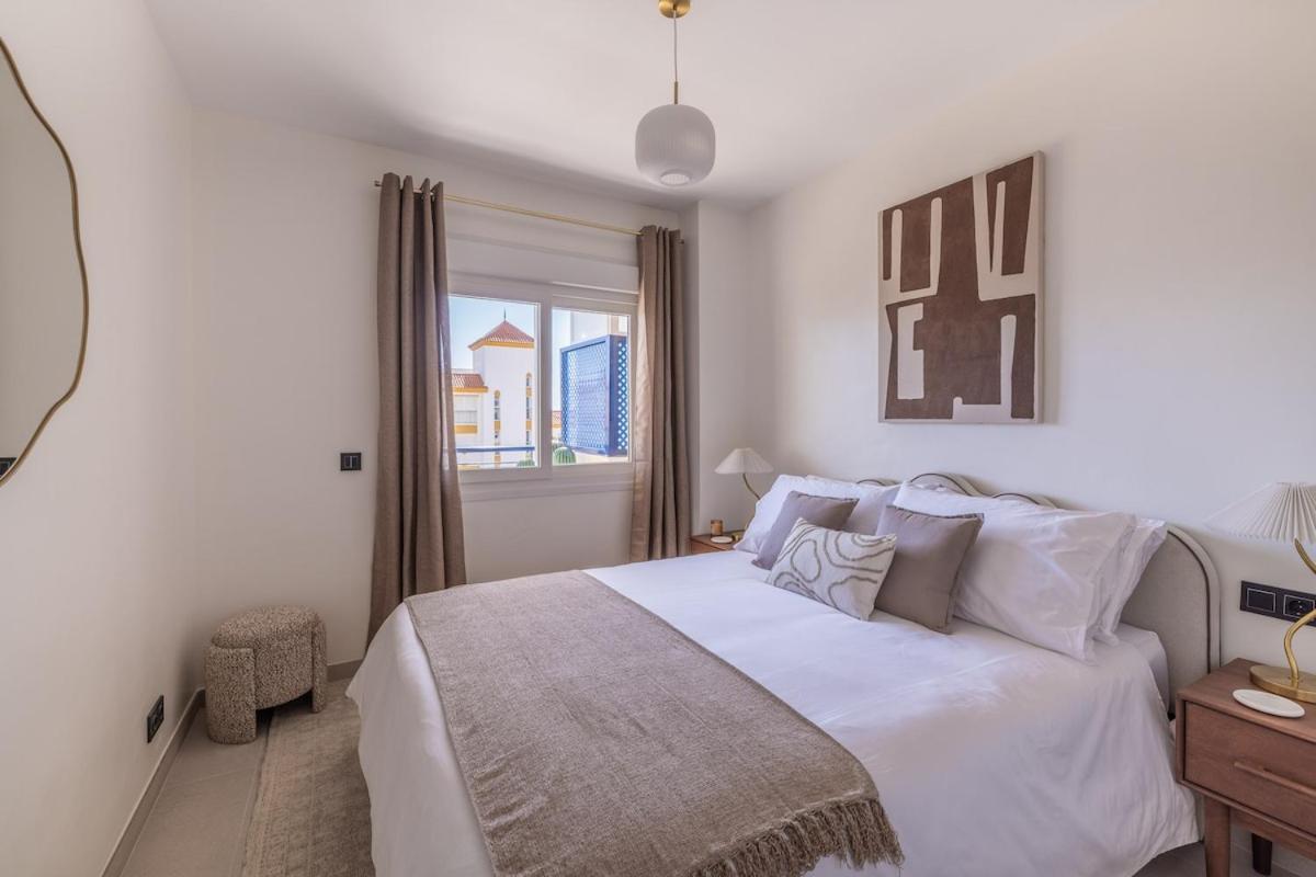 Ar20 Stunning Two-bed With Sea Views Estepona