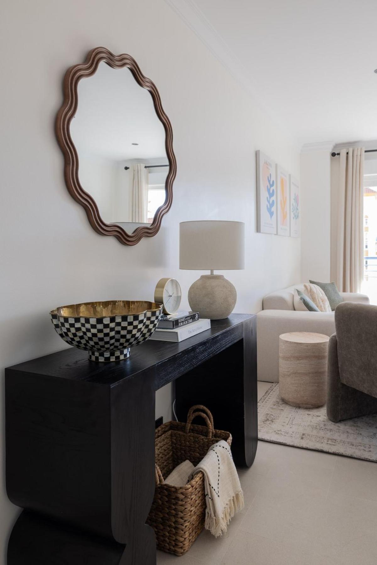 Apartment Ar20 Stunning Two-bed With Sea Views *