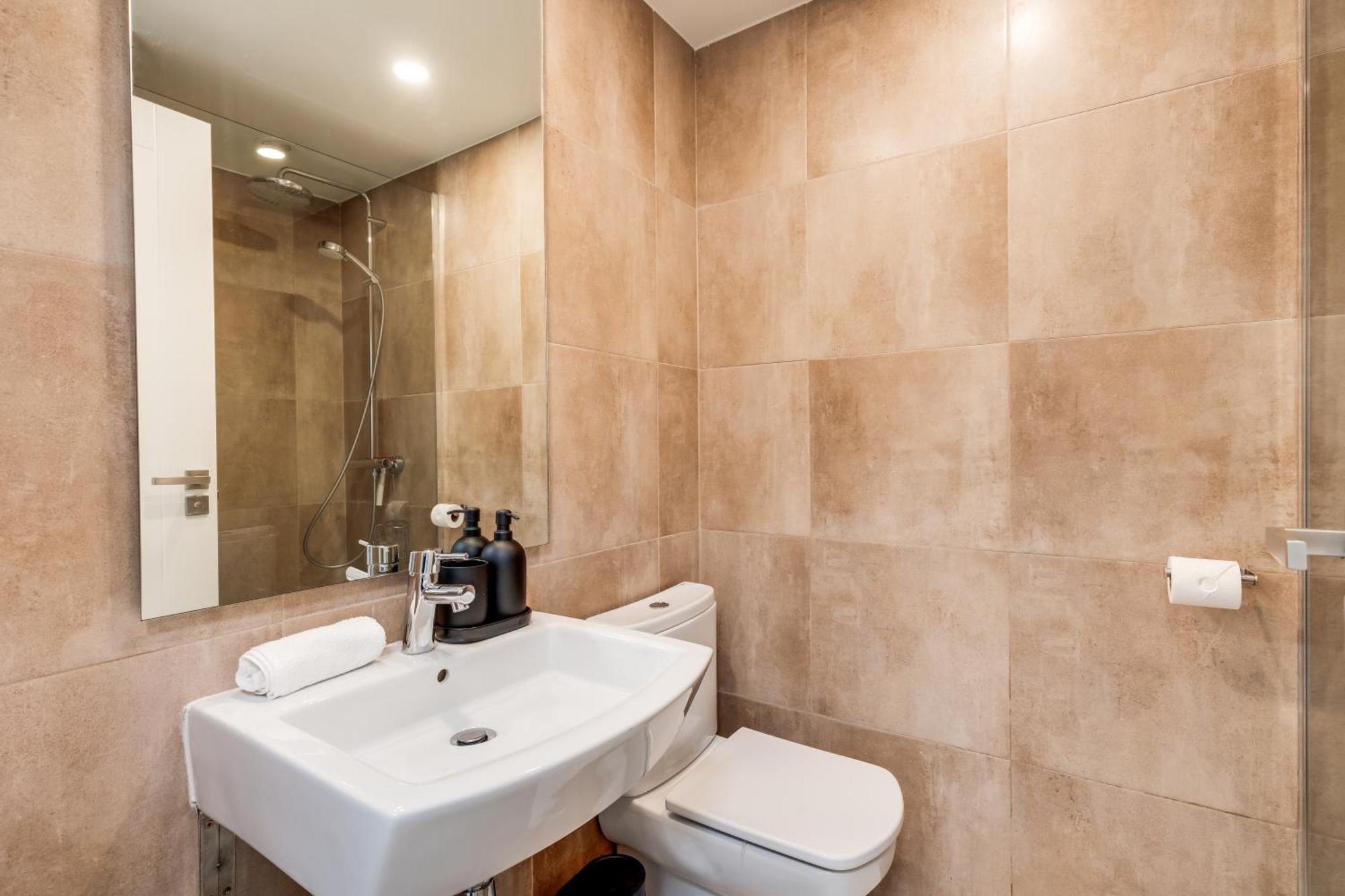 Luxury With Spacious Private Garden & Seaview * Estepona