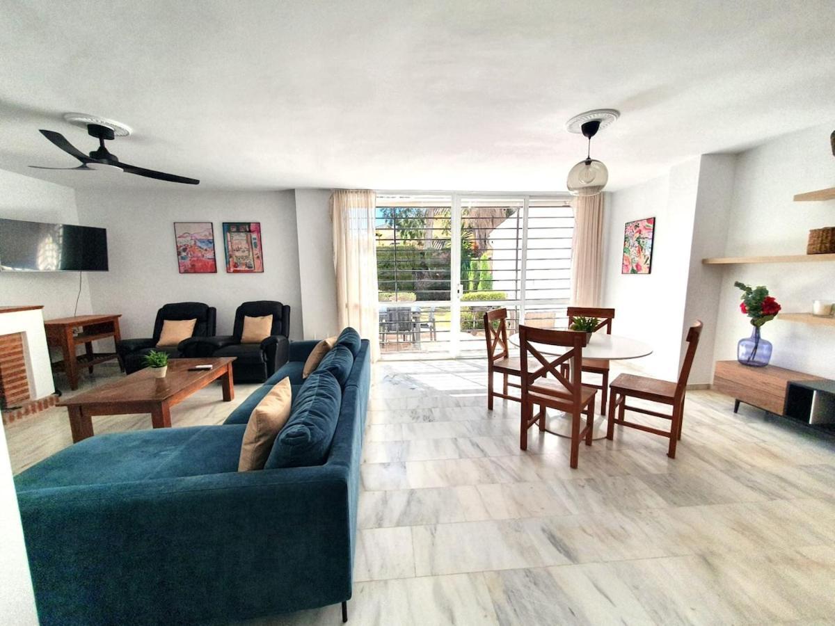 Gran Casa Luminosa Con Jardin Privado * Estepona