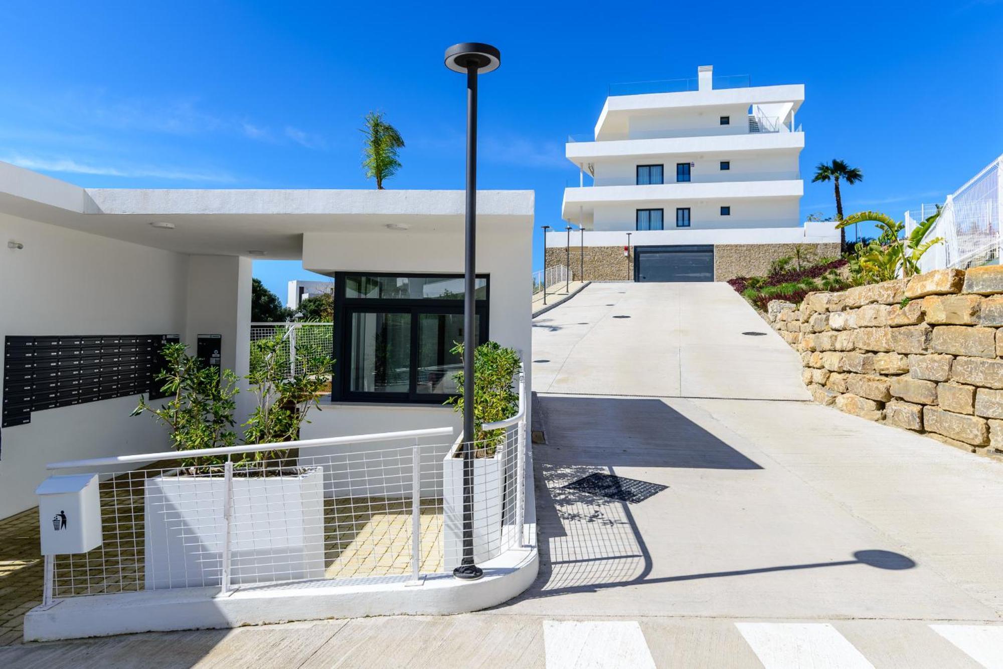 Apartment One-80 2440 Estepona