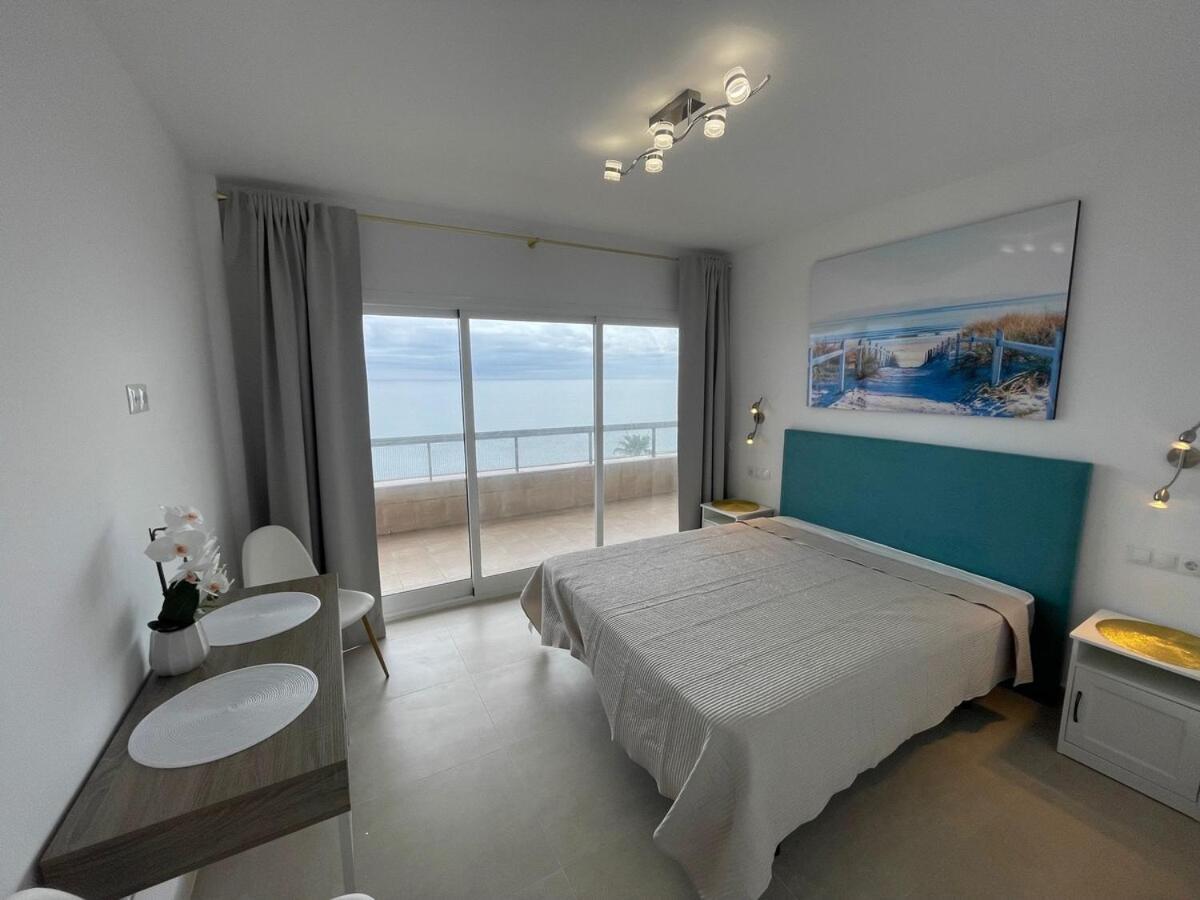 Apartment Paseo Maritimo Primera Linea De Playa