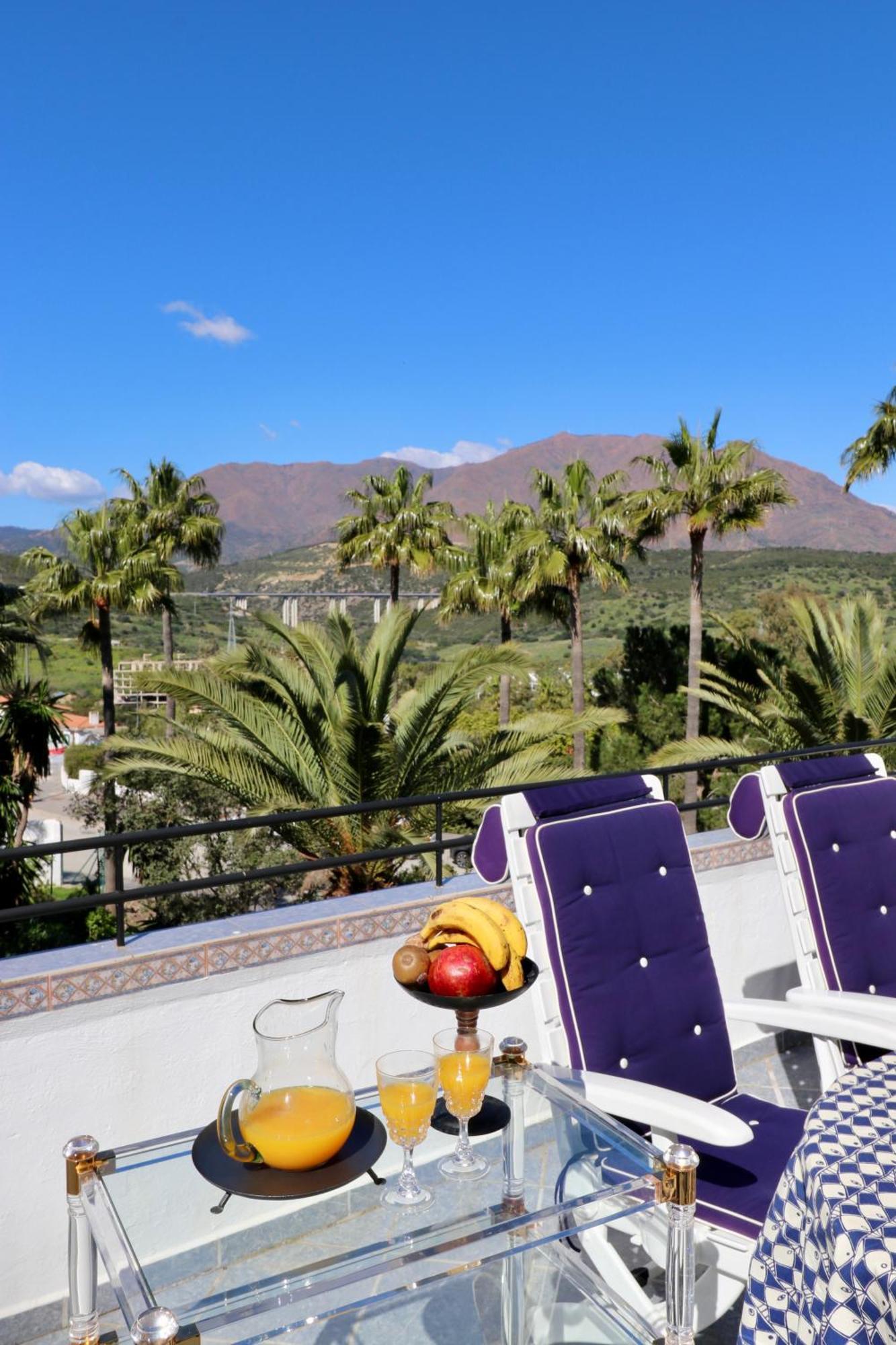 Golf Resort, Pool, Bbq, Massive Sunny Terrace With Mountain Views Apartment