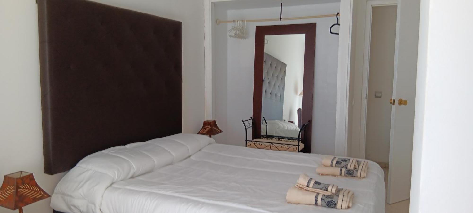 Apartment En Primera Linea De Playa En Estepona