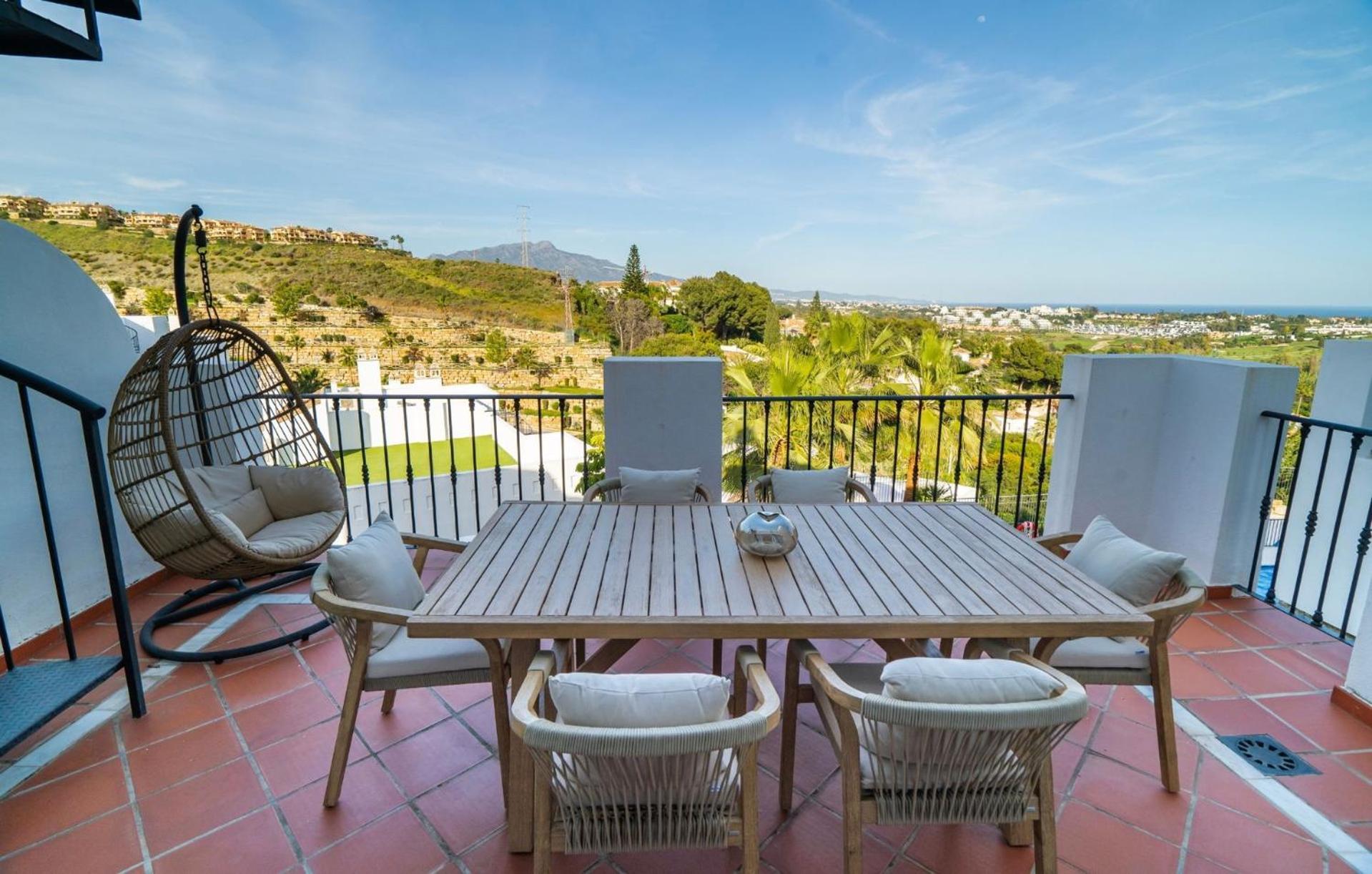 Apartment Serene Hideaway, Luxurious 2-bedroom Penthouse In The Exclusive Paraiso Pueblo *