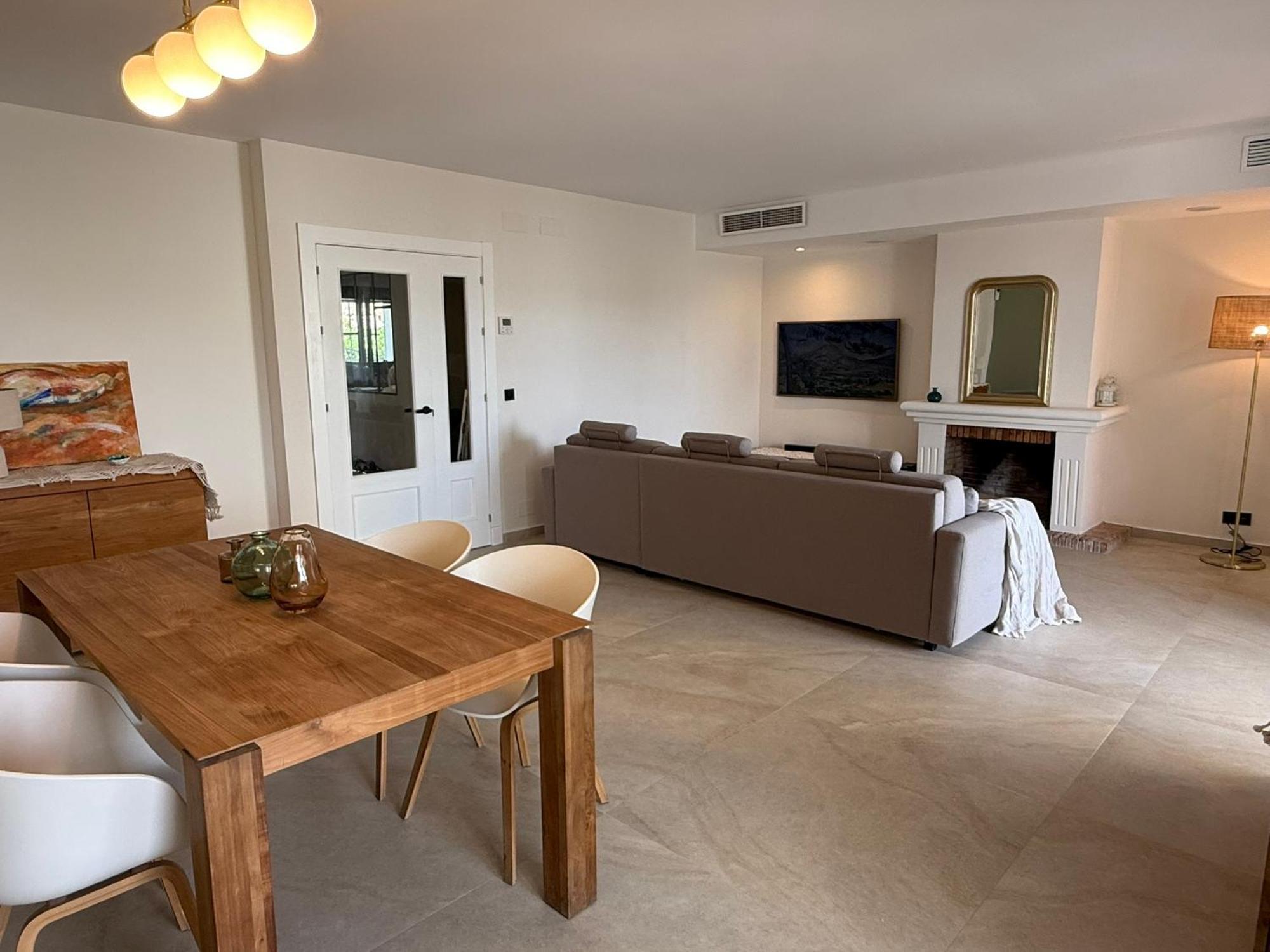 Apartment Townhouse With Garden
