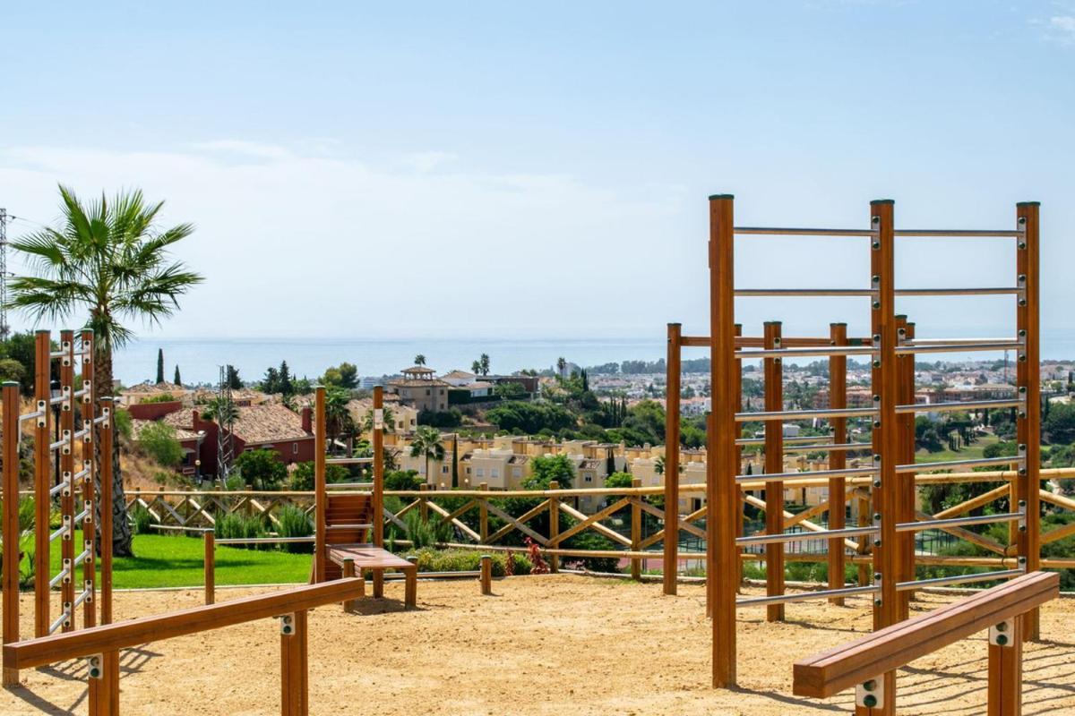Apartment Luxury Penthouse Casa De Paraiso, Sea View, Pools, Golf