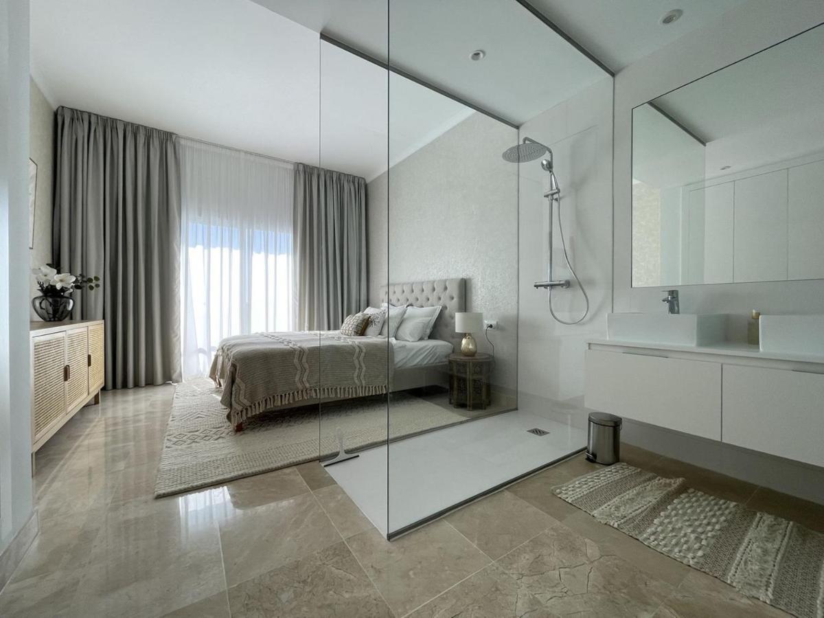 Luxury Penthouse Casa De Paraiso, Sea View, Pools, Golf Estepona
