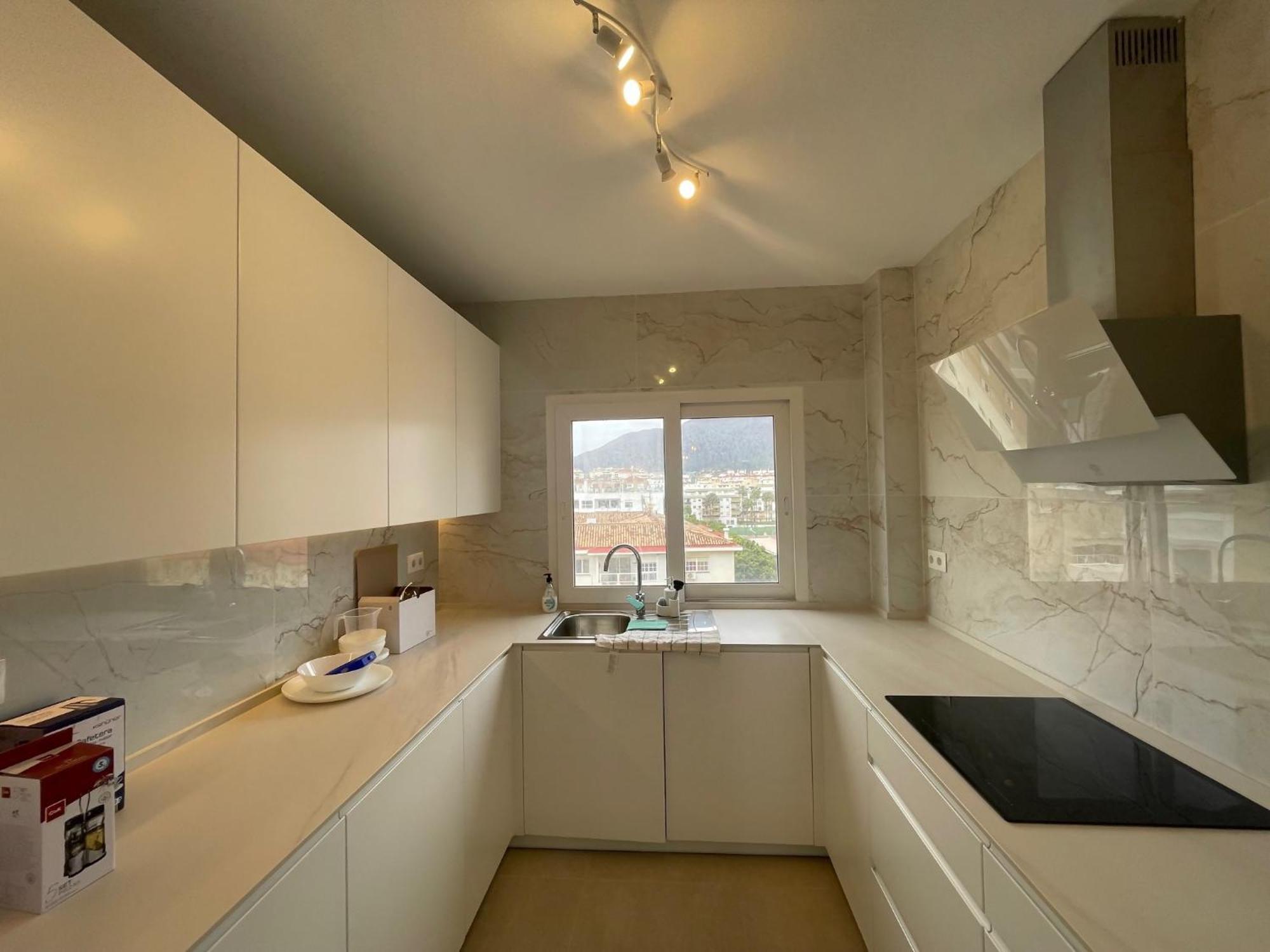 Apartment Paseo Maritimo Primera Linea De Playa Estepona