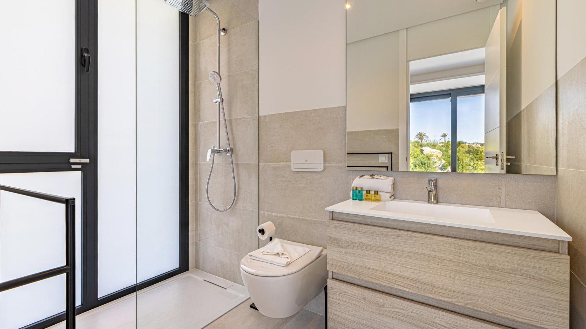 Vacation Marbella I Martinica, Turquoise Heated Pool, Rooftop Hot Tub With Sea View, Cine Room, 5 Min To The *