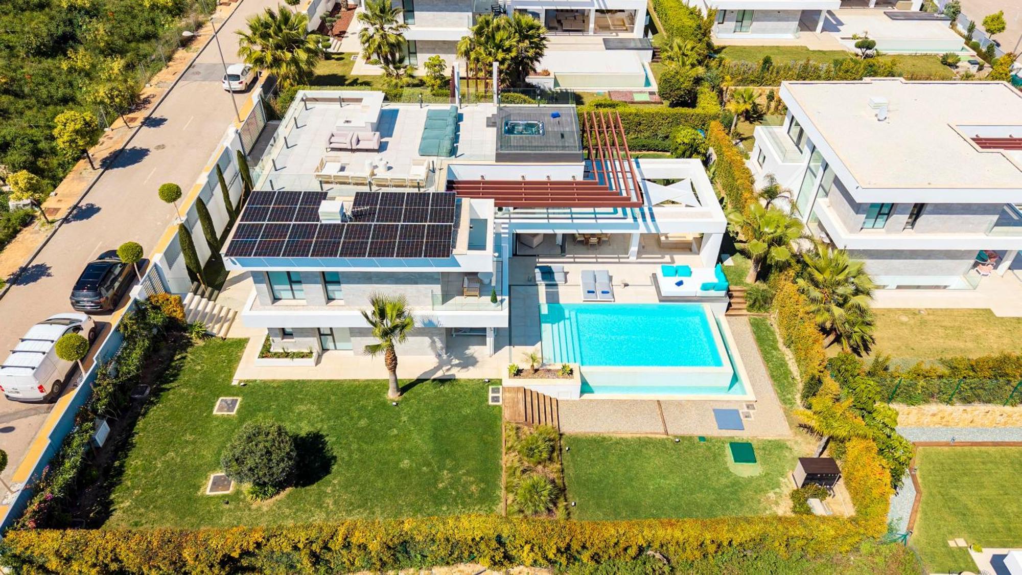 Vacation Marbella I Martinica, Turquoise Heated Pool, Rooftop Hot Tub With Sea View, Cine Room, 5 Min To The *