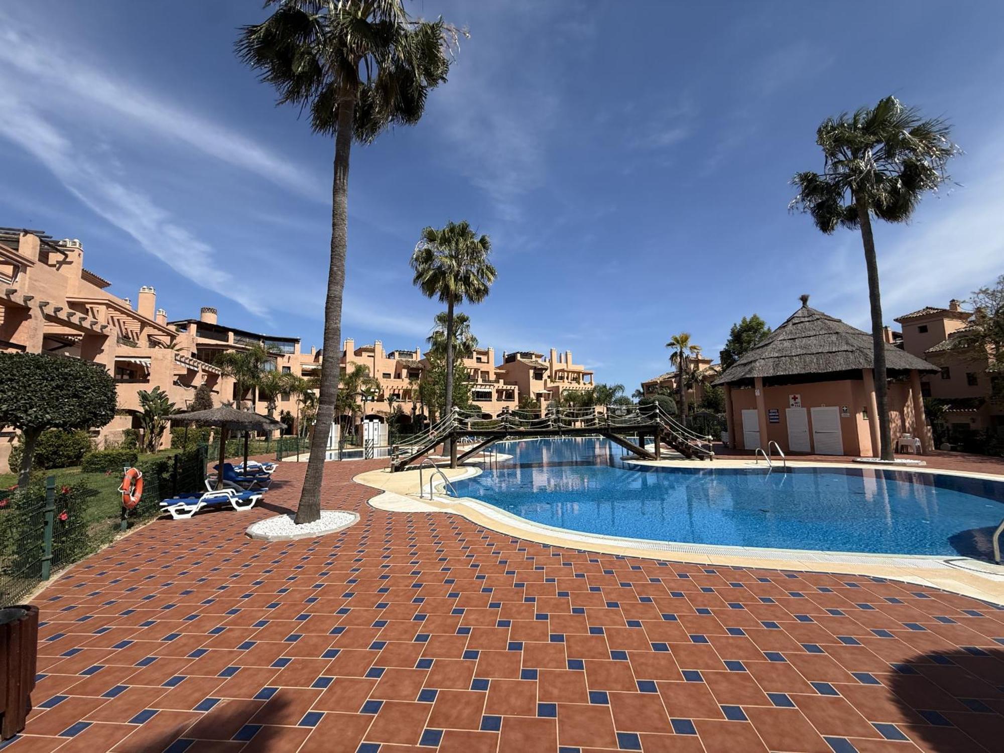 Apartment Modern 2 Bedroom - Hacienda Del Sol Estepona