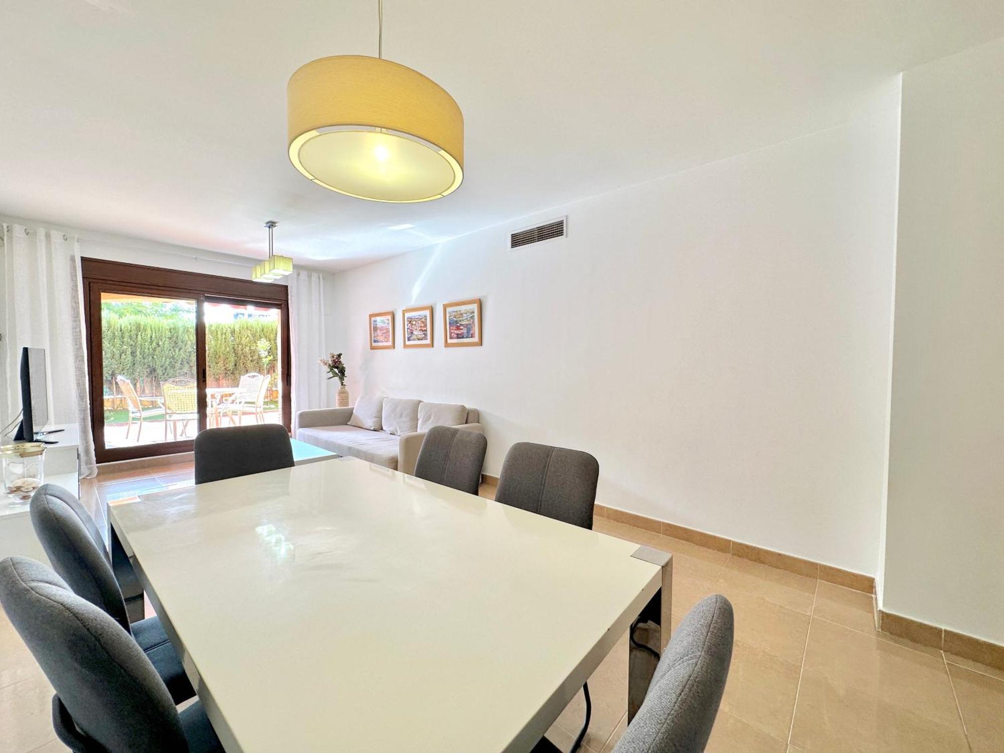 Apartment Beautiful 2-bedroom Frontline *