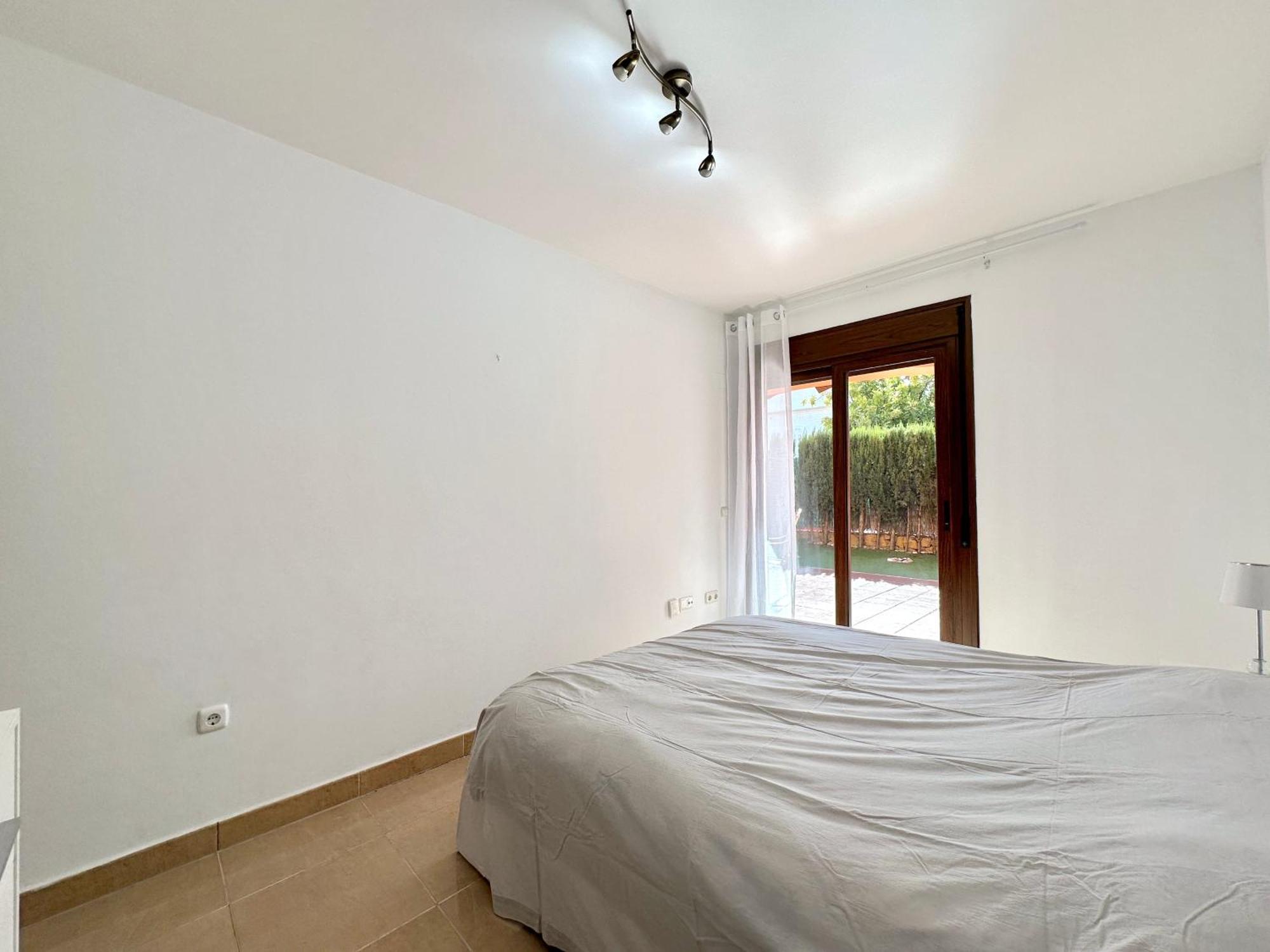 Beautiful 2-bedroom Frontline