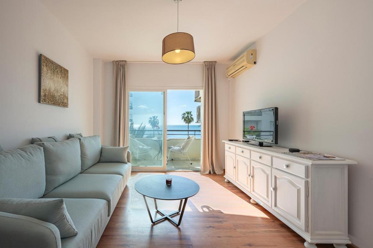 Cozy & Comfy Seaside Retreat In Apartamento Estepona