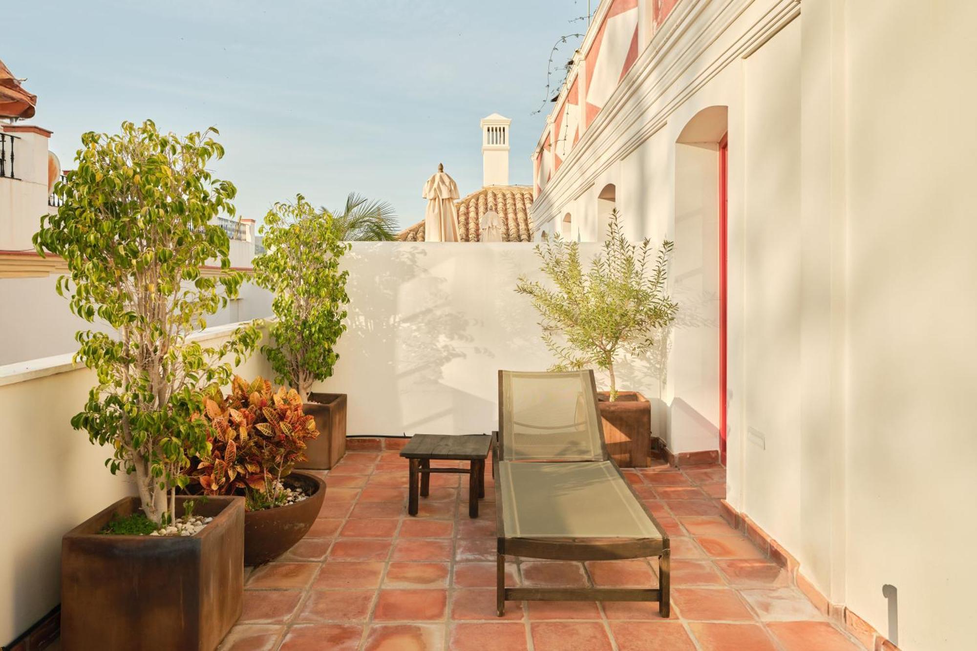 El Pilar Andalucia Hotel