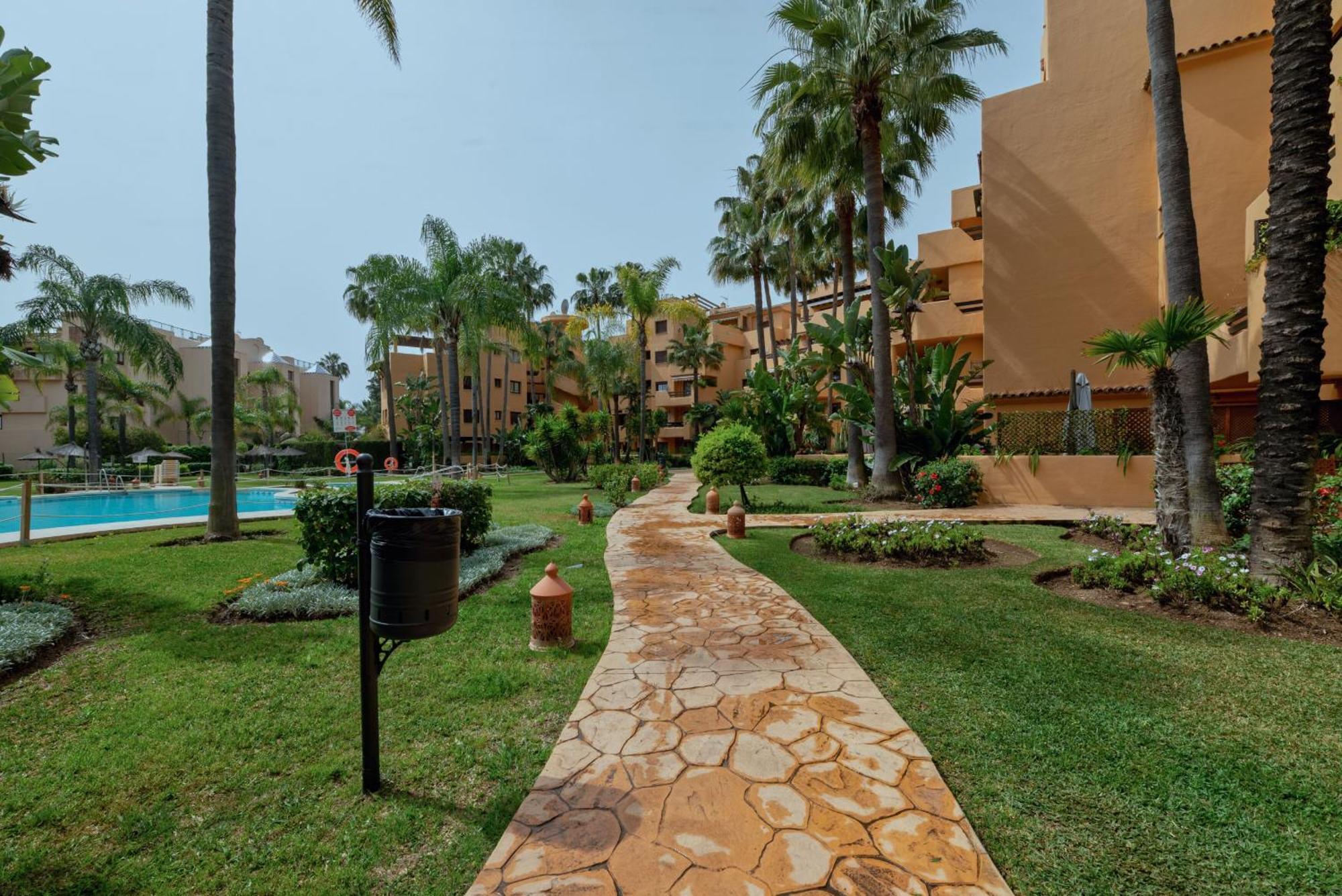 Apartment Amplio De 3 Junto A La Playa, Costalita, *