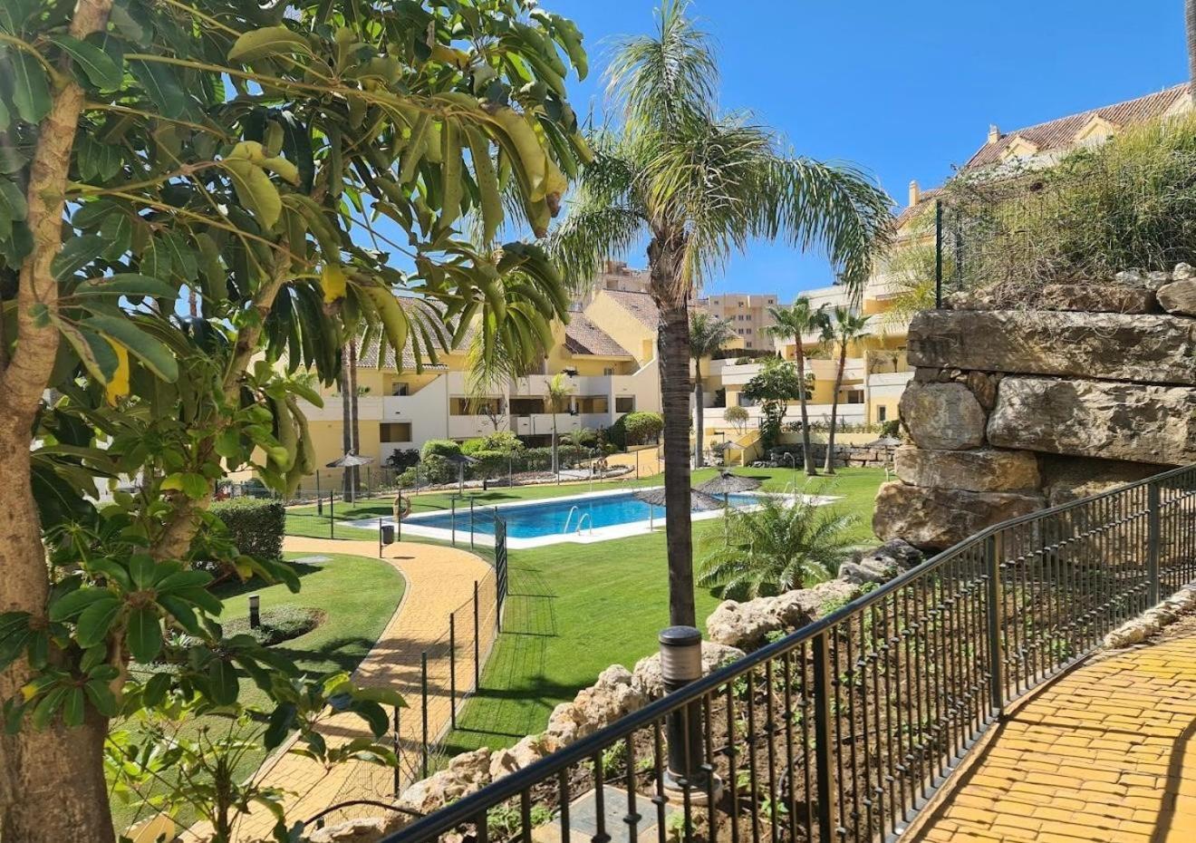 Tualto Apartment *