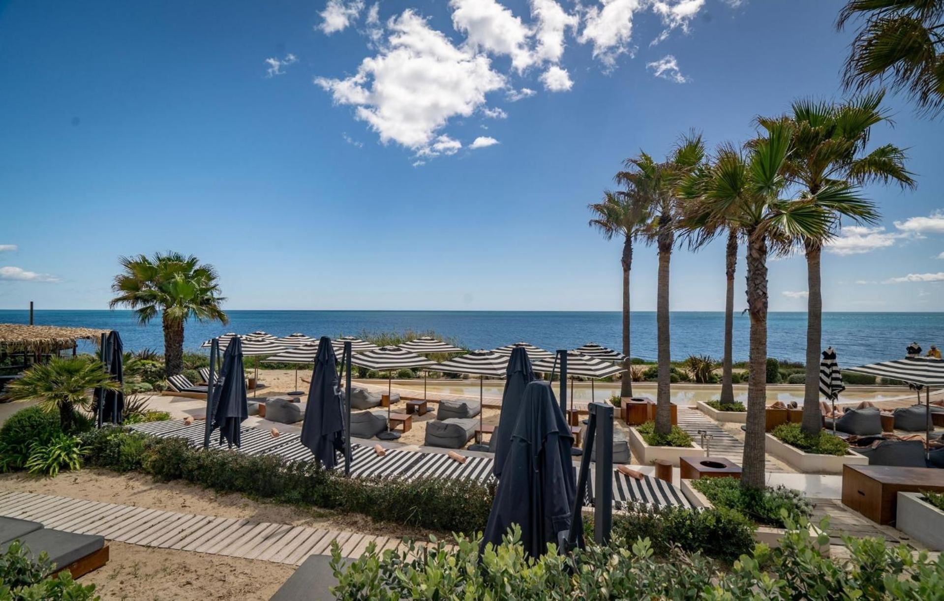Apartment Modern 3-bedroom Luxury With Panoramic Sea Views The Edge,