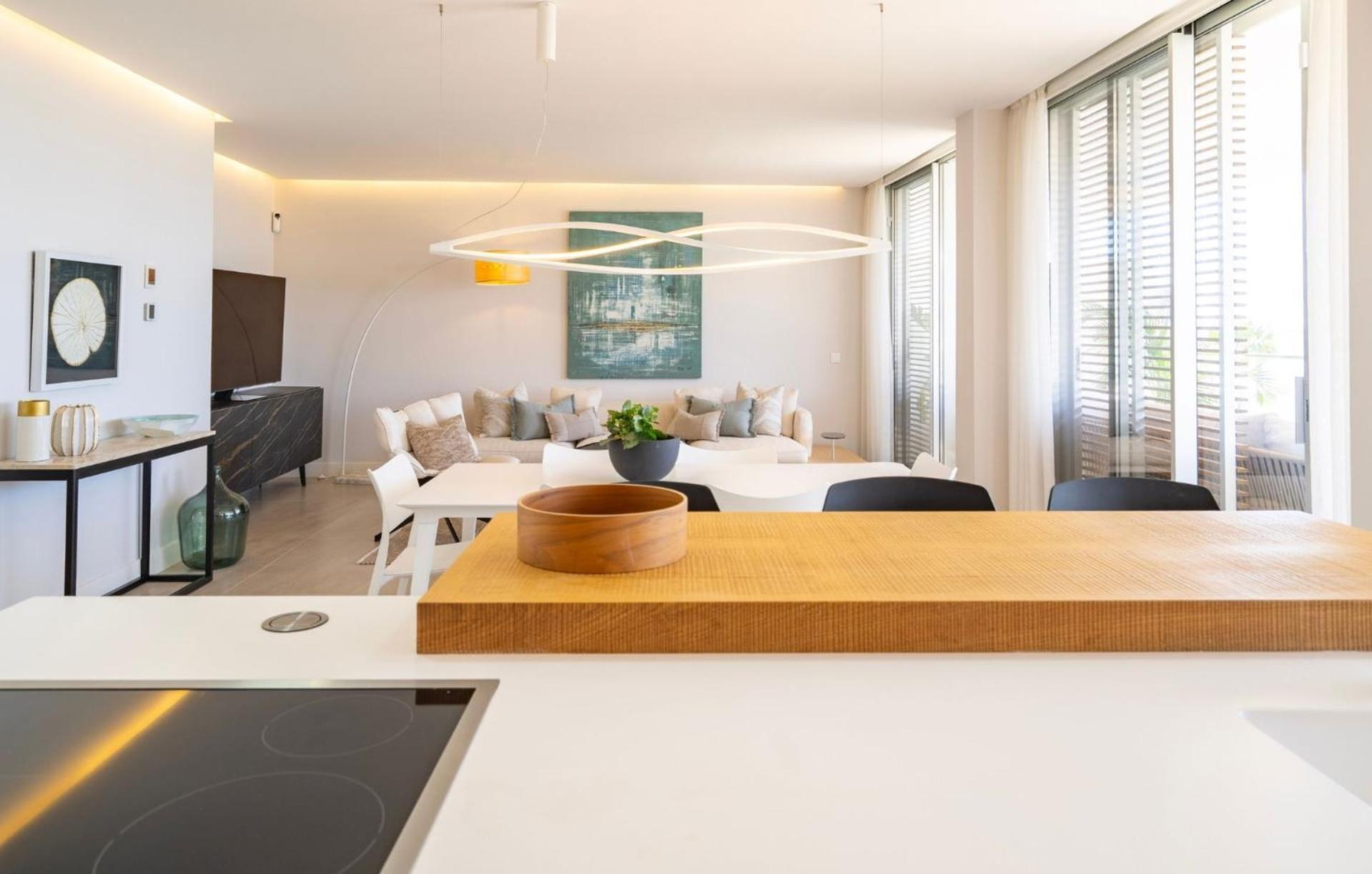 Modern 3-bedroom Luxury With Panoramic Sea Views The Edge, Apartment Estepona