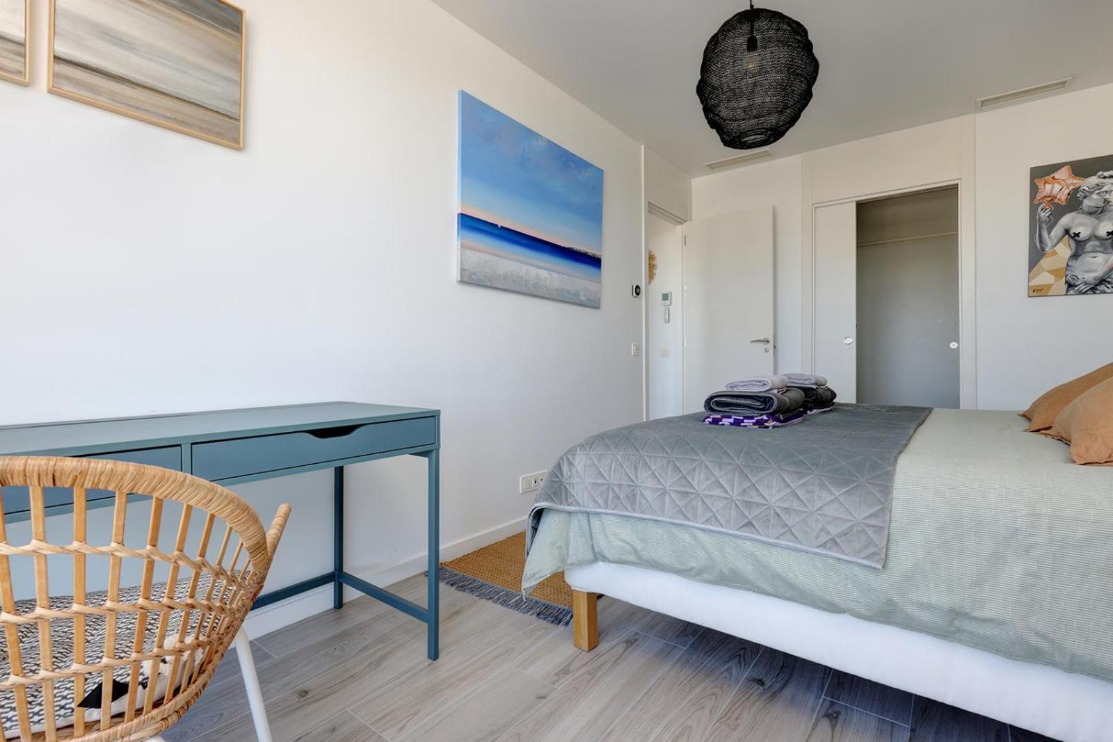 Stunning Three Bedroom Townhouse With Great Views!
