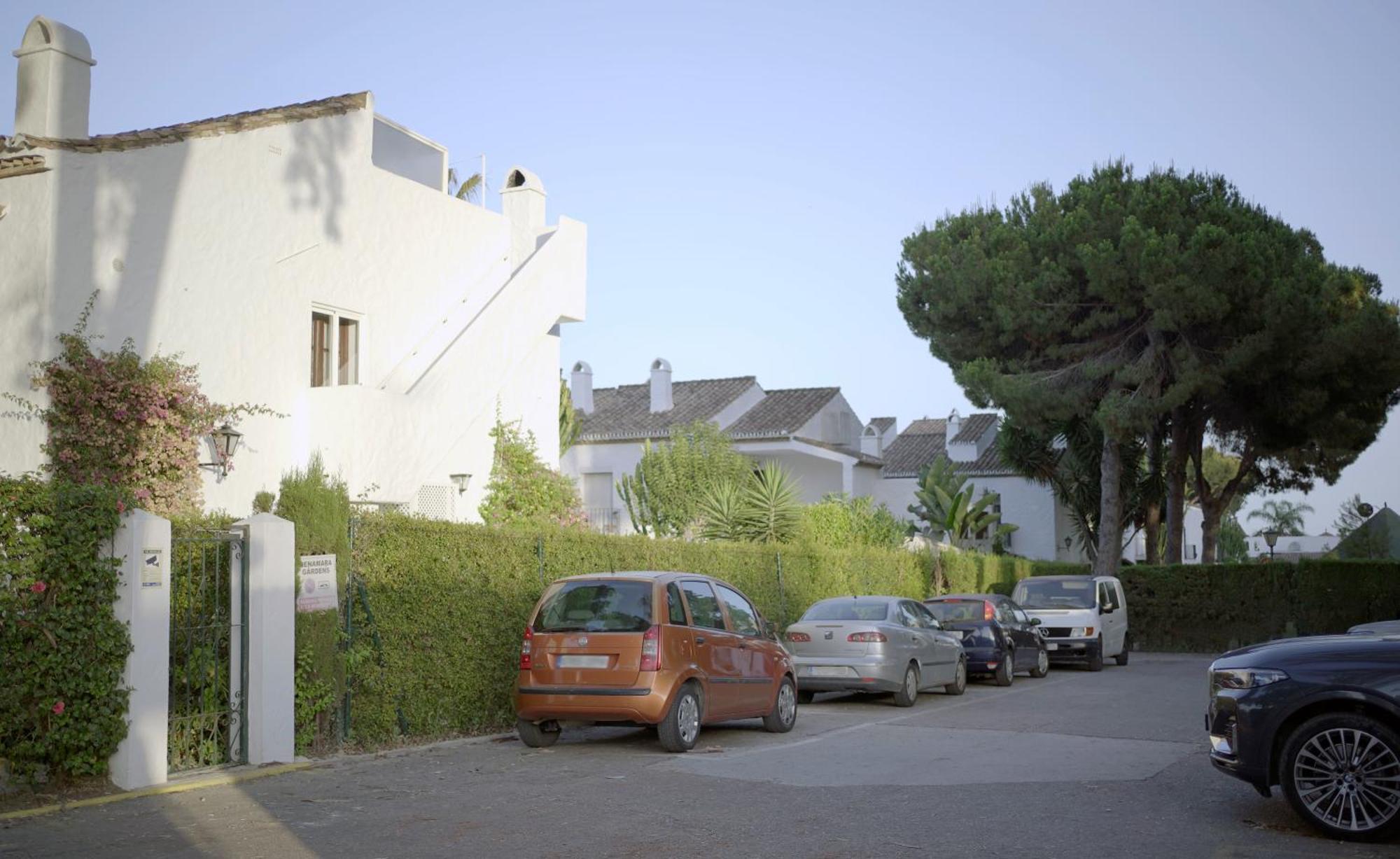 Precioso A Pie De Playa En La Nueva Milla De Oro Entre Y Marbella Vakantiehuis Estepona