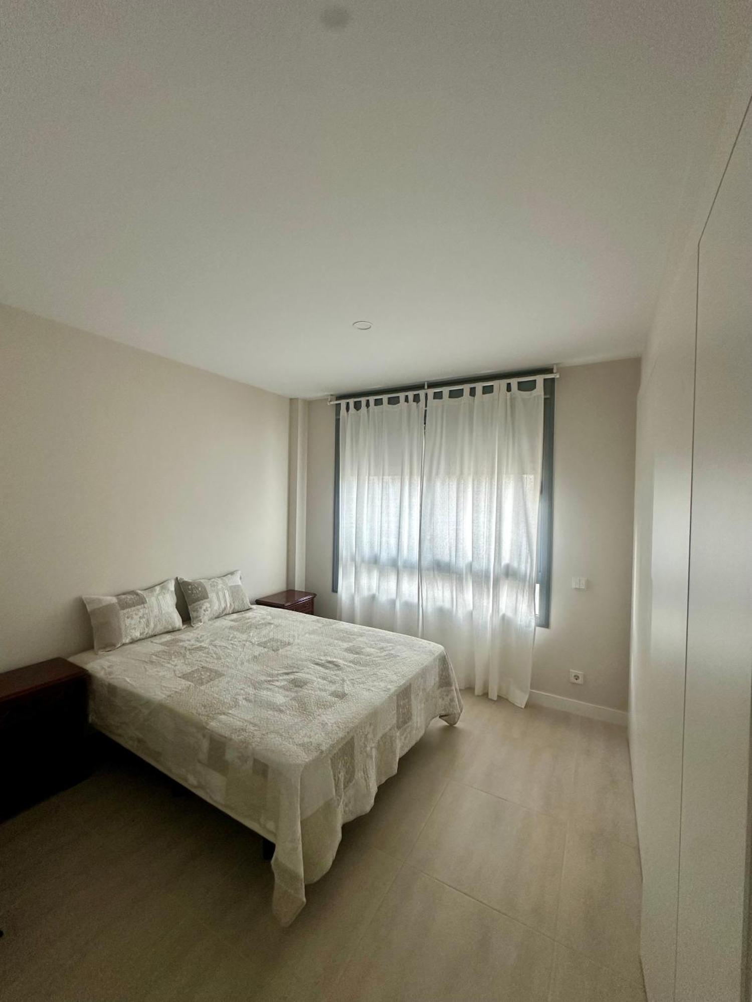 Private And Bathroom In Luxury Complex Accommodatie bij particulieren