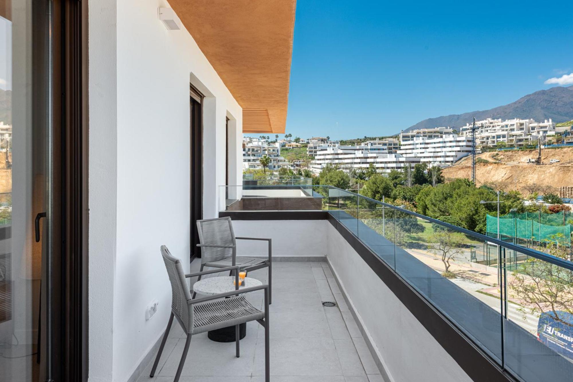2 Bedroom With Pool