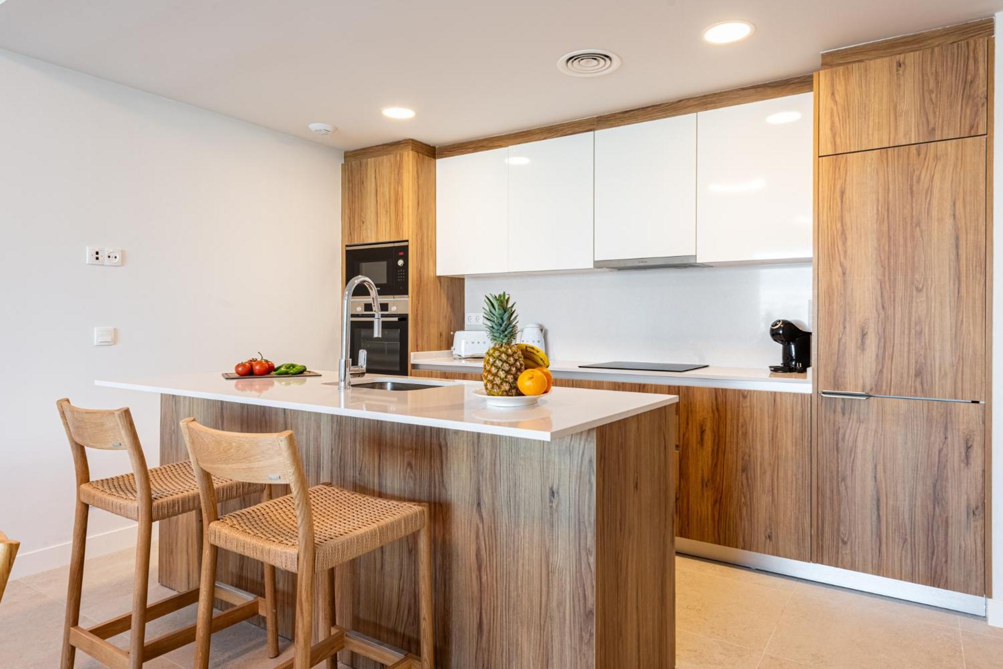 2 Bedroom With Pool Apartment