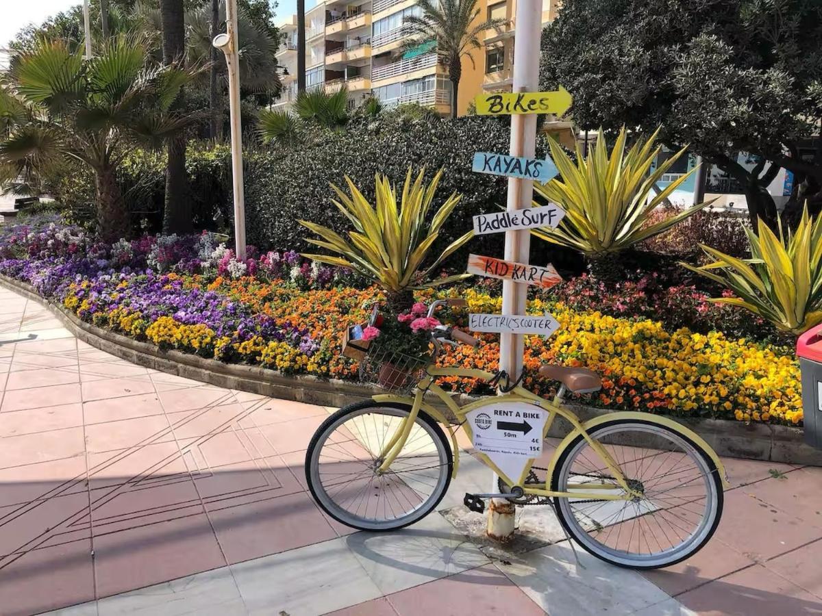 Modern 4-person With Pool & Indoor Parking Estepona