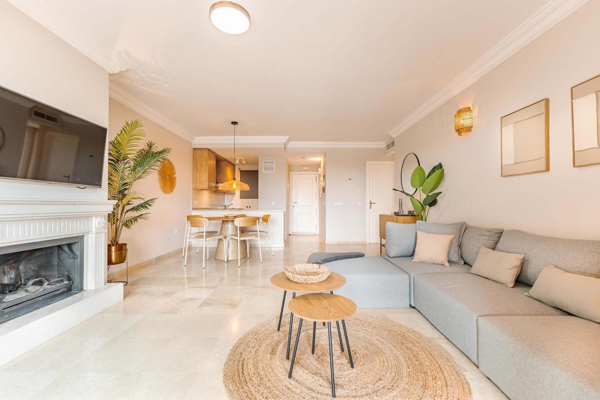 Sea & Sun Hills Views Pool Jacuzzi Apartamento Estepona