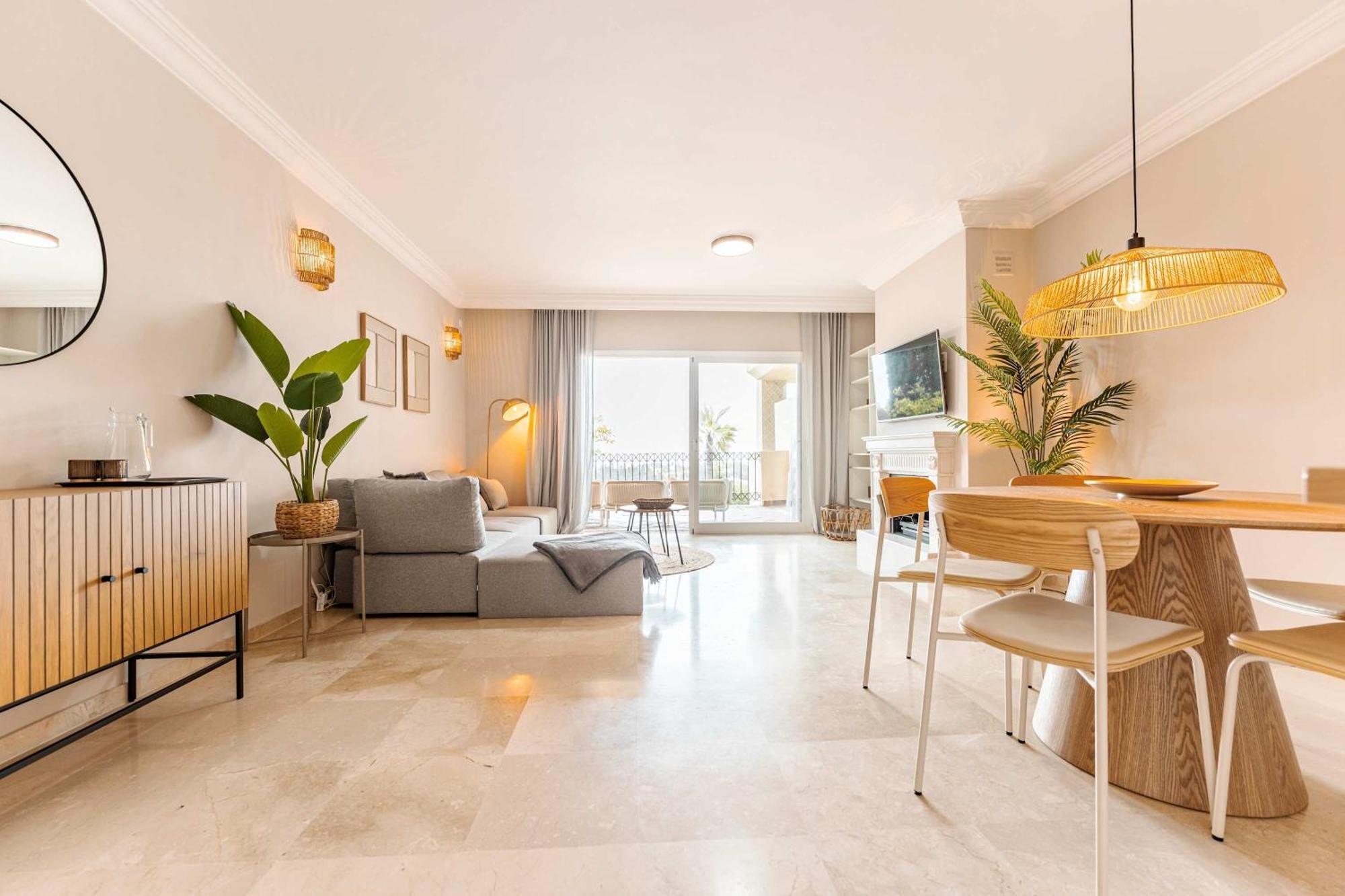 Sea & Sun Hills Views Pool Jacuzzi Apartamento