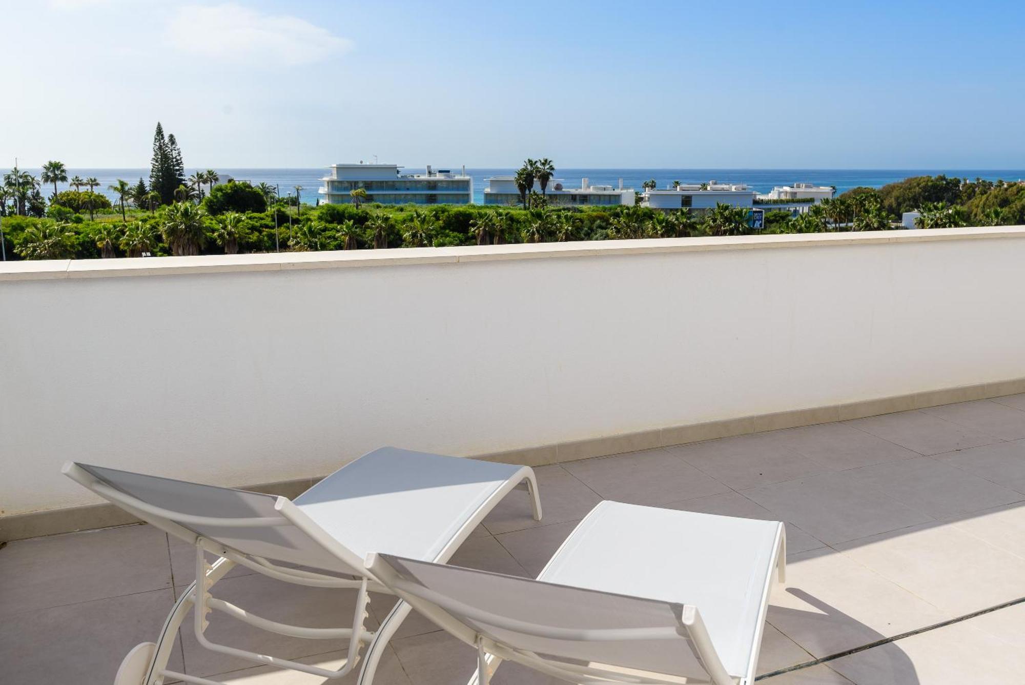 Celere Sea Views Estepona