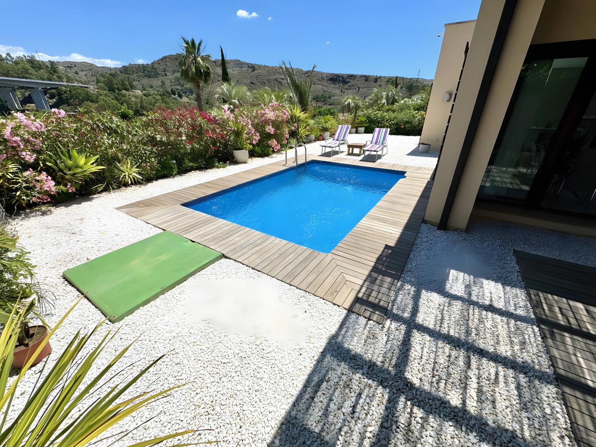 Holiday home With Private Pool *