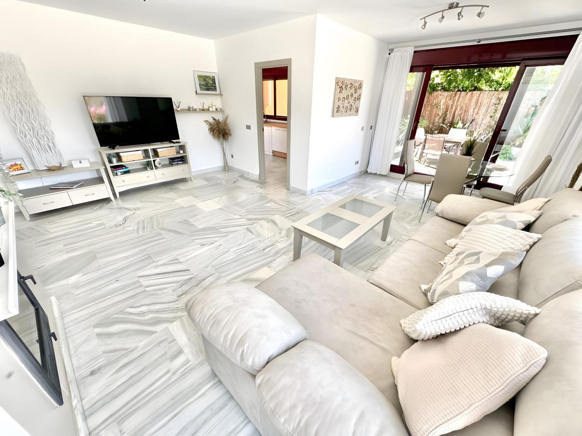 Holiday home With Private Pool *