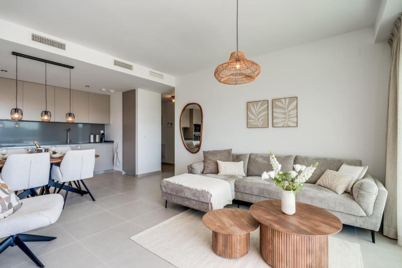 2br Oceana Gardens Amazing Views Luxury *