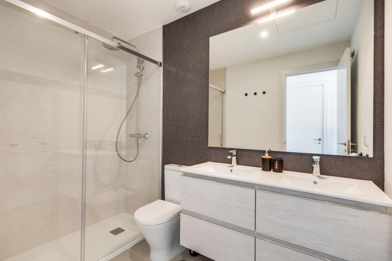 Luxueus Apt. With Panoramic View - Oceana Gardens Apartment