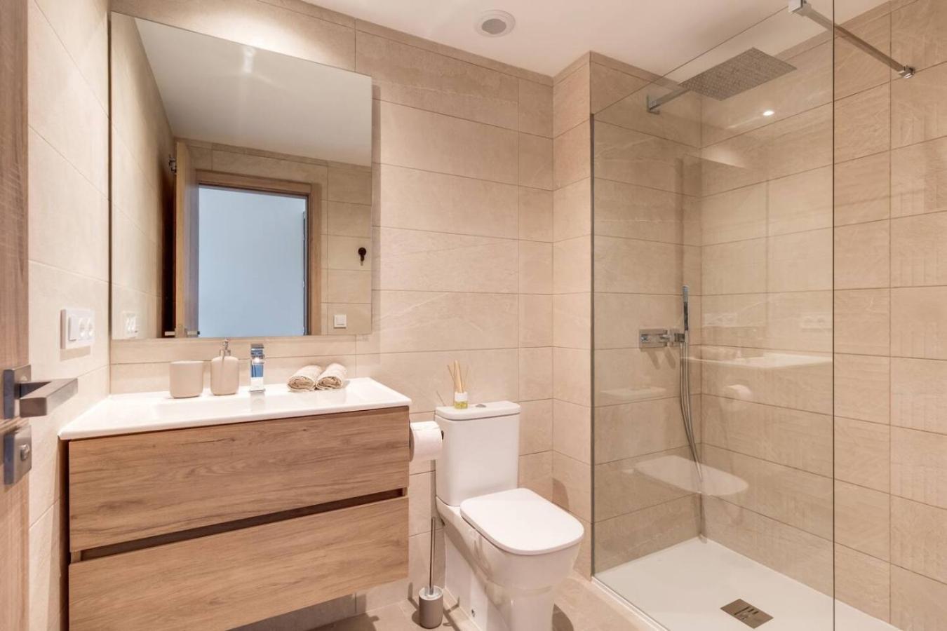 Apartment 2br Sunny Golf Apt. Tuin Met Golfbaan Uitzicht
