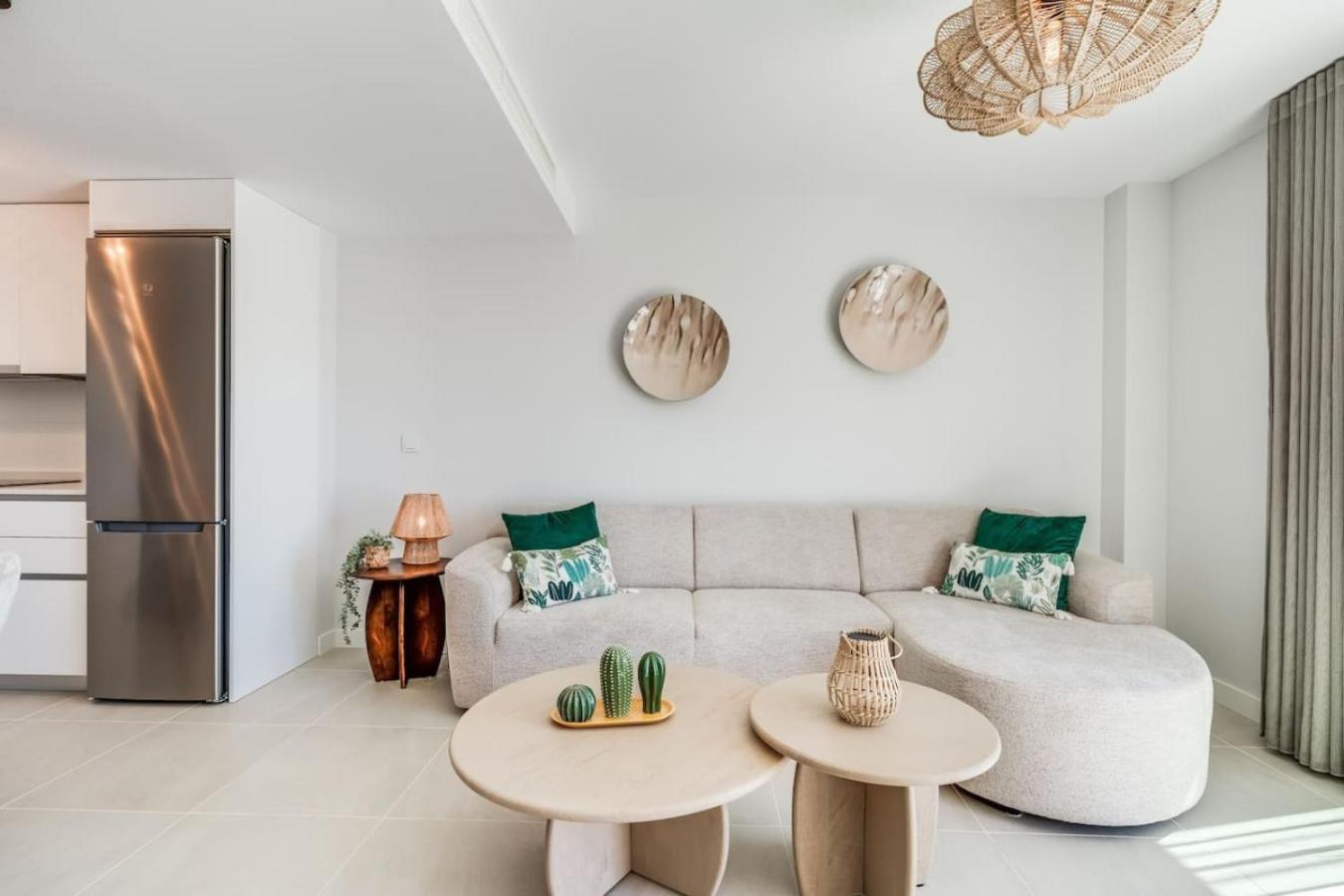 Apartment Aranya - Stylish Apt. With Great Views *