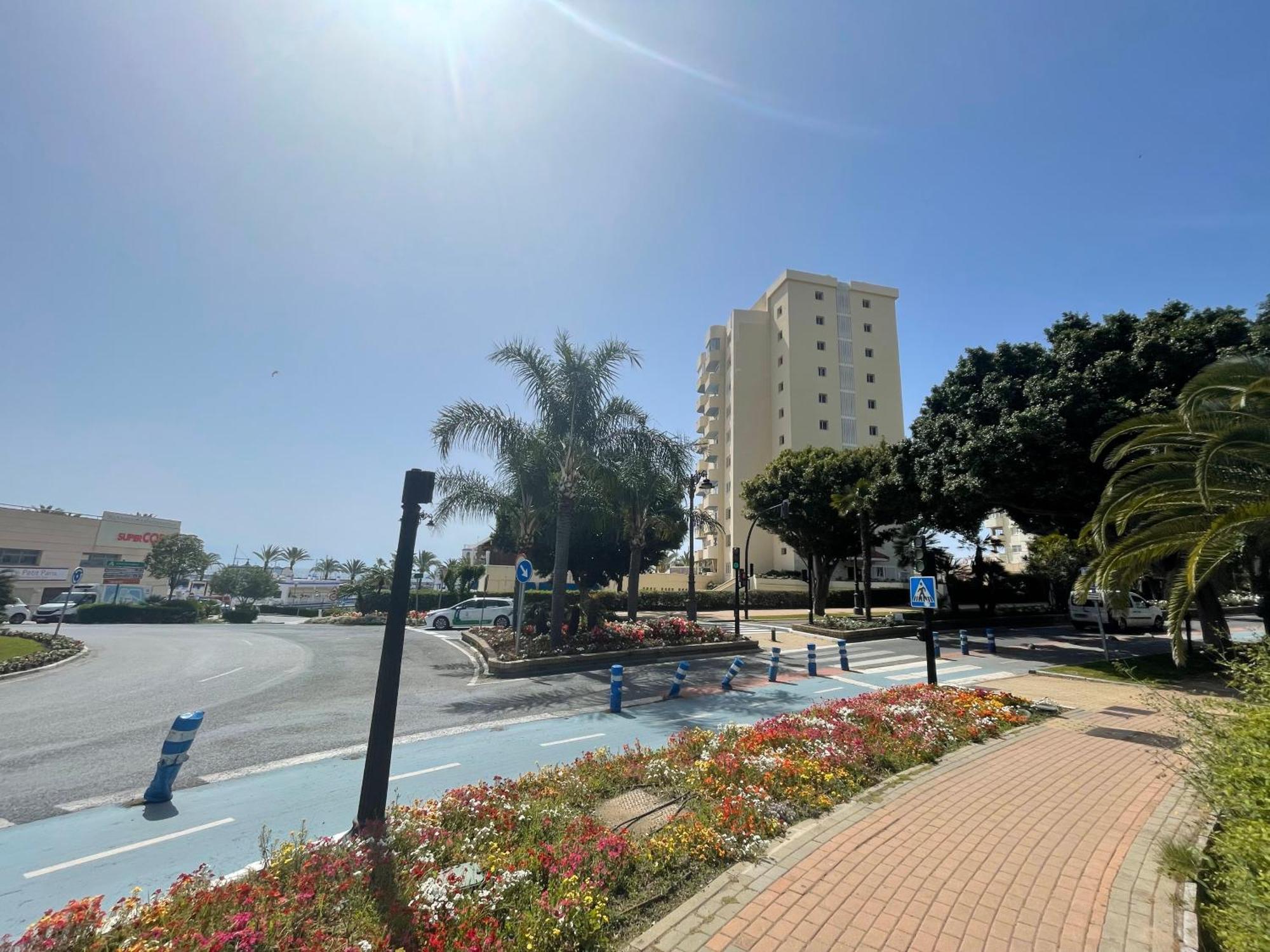 Intermobiliaria - Puerto Paraiso 42d * Estepona