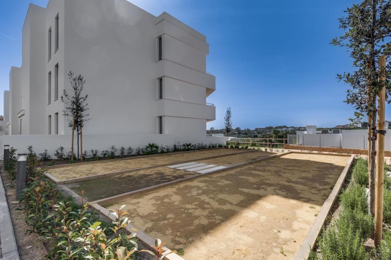 3br With Great Panoramic Views At Oceana Gardens