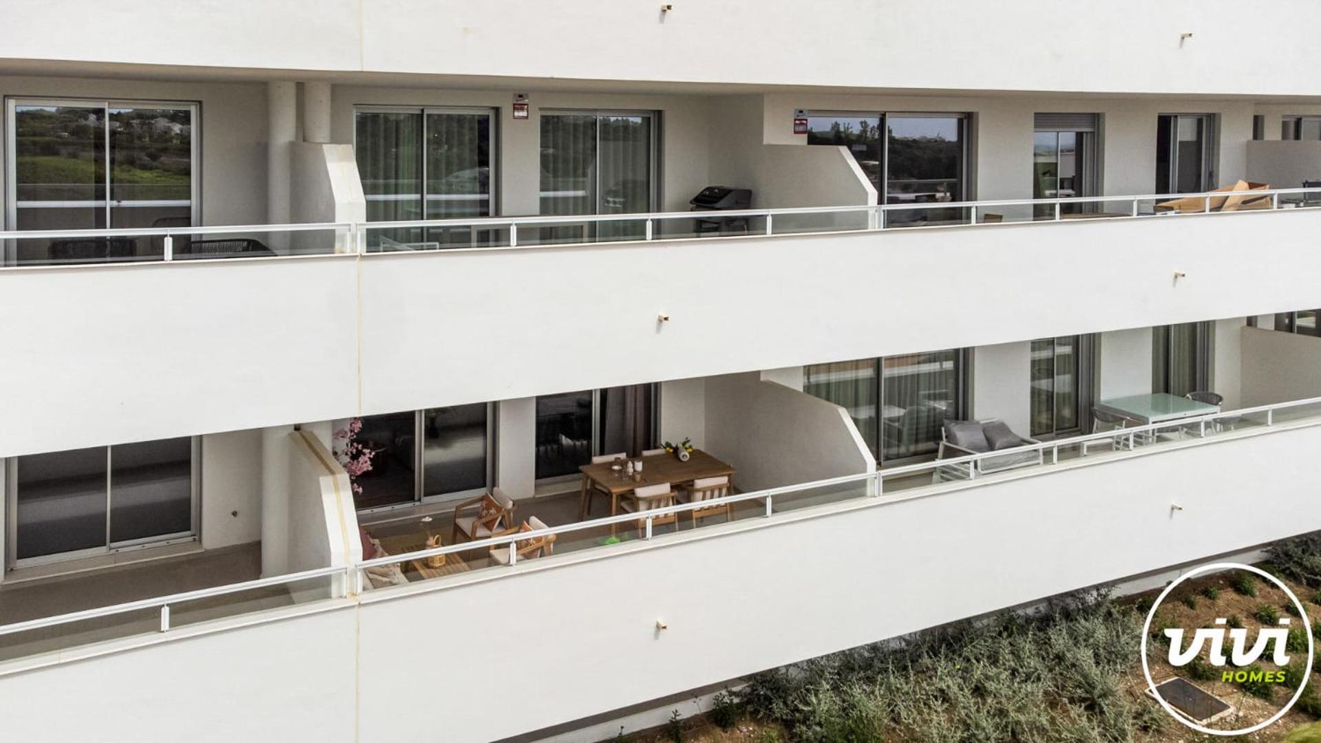 Vivi Homes - Sunshine Apartment Estepona