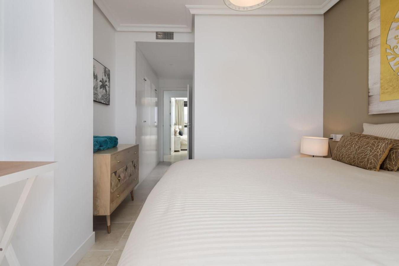 Relax In - Op Sunset Golf Apartment